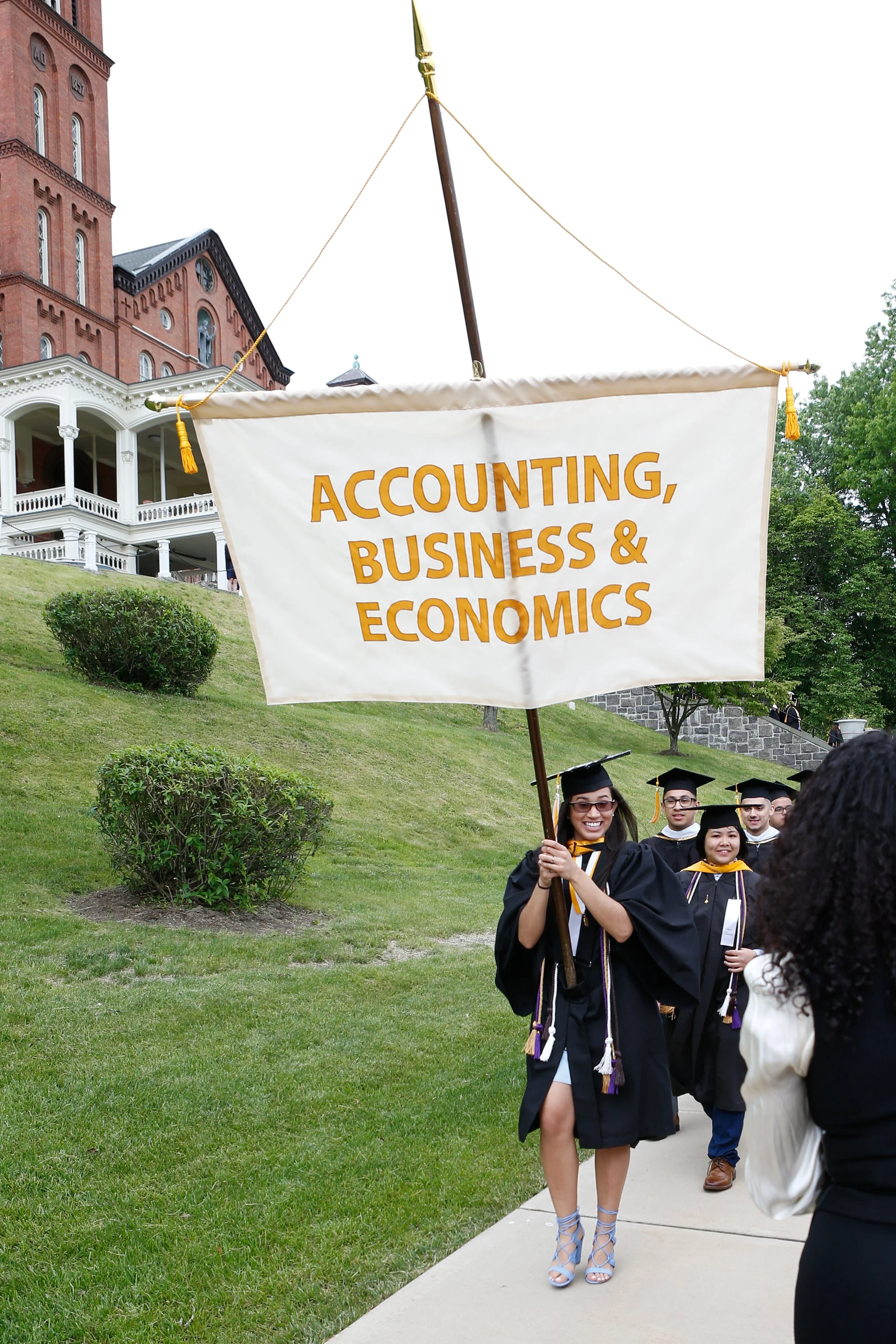 Elliany Grad