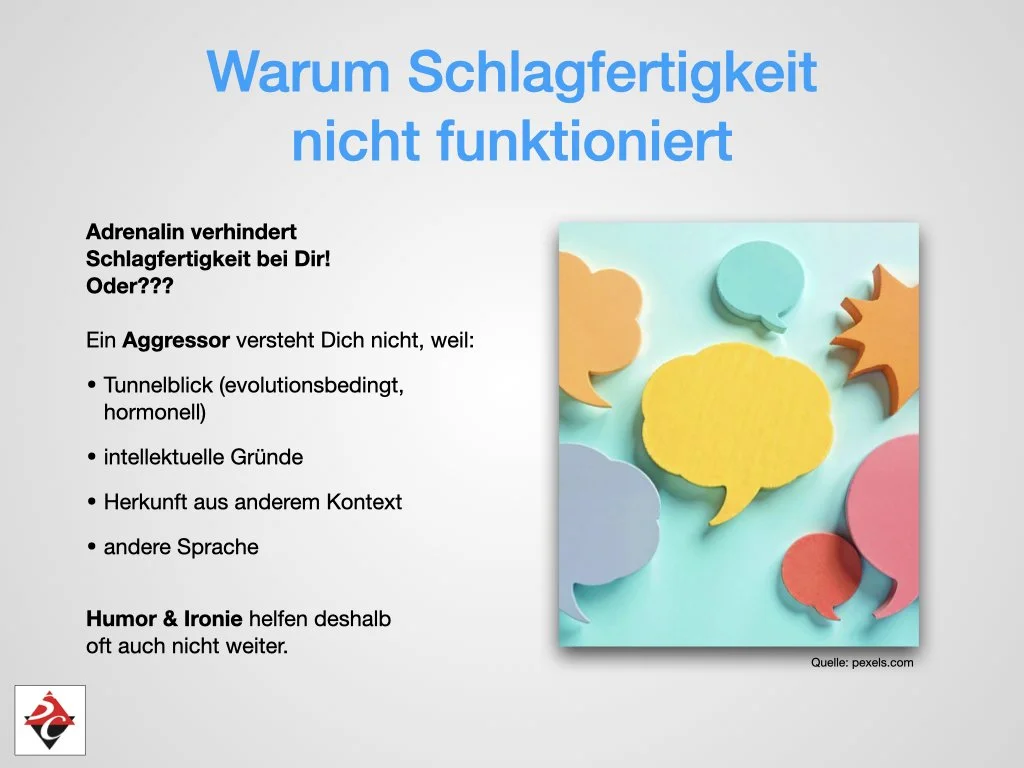 Informationsseite mit dem Titel »Warum Schlagfertigkeit nicht funktioniert« und Text über die Gründe, warum Adrenalin die Schlagfertigkeit verhindert, neben bunten Papier-Sprechblasen.