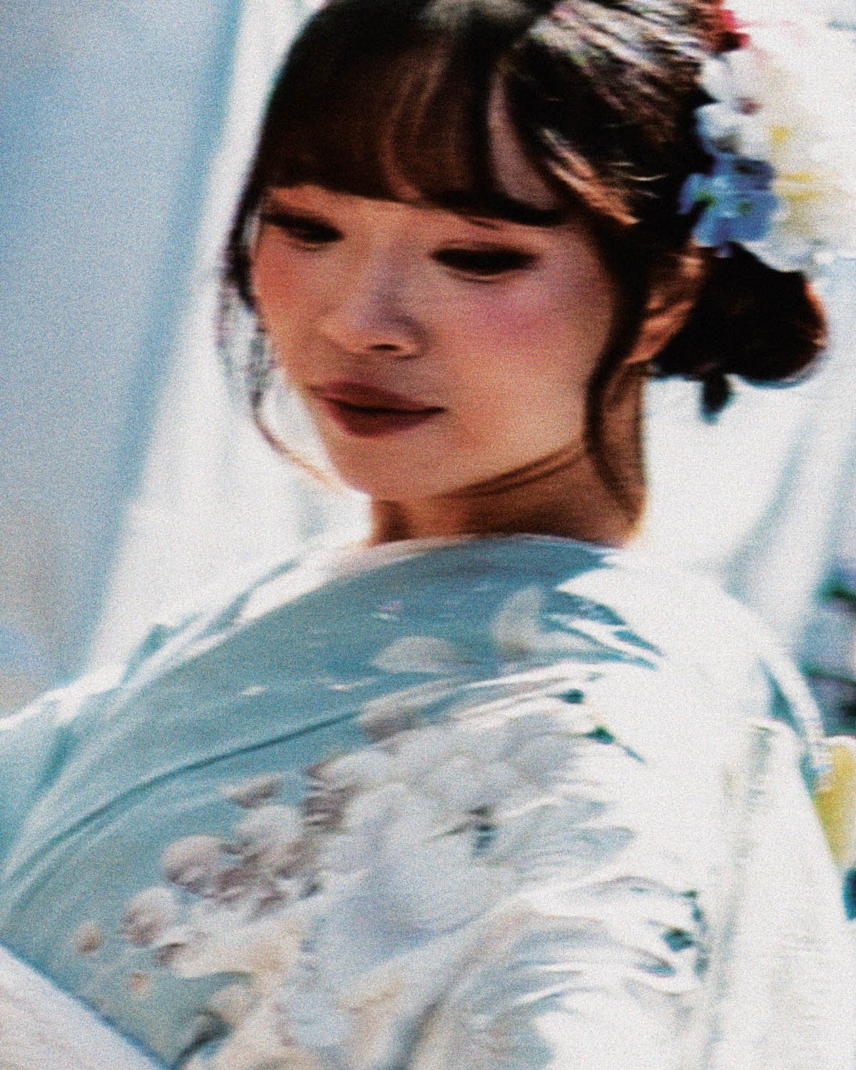 japan_kimonoblur.jpg