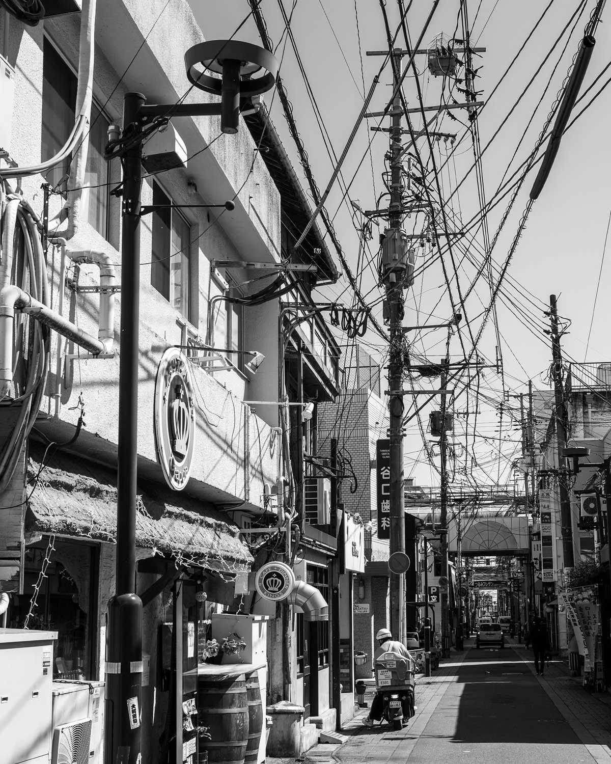 Wires / Beppu / 03-26