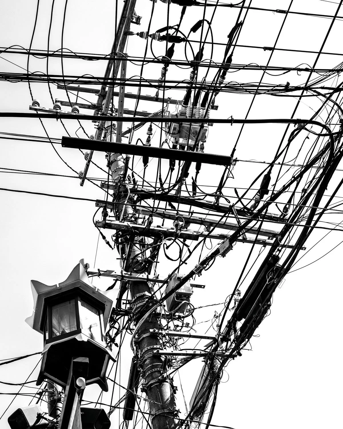 Wires / Nagasaki / 03-26