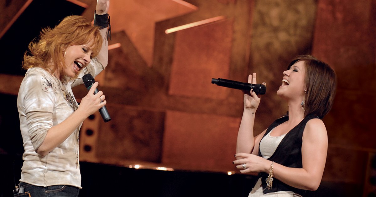 TWO OF AMERICA’S SWEETHEARTS UNITE FOR AN ALL NEW EPISODE OF “CMT CROSSROADS" FEATURING KELLY CLARKSON AND REBA MCENTIRE PREMIERING JUNE 24