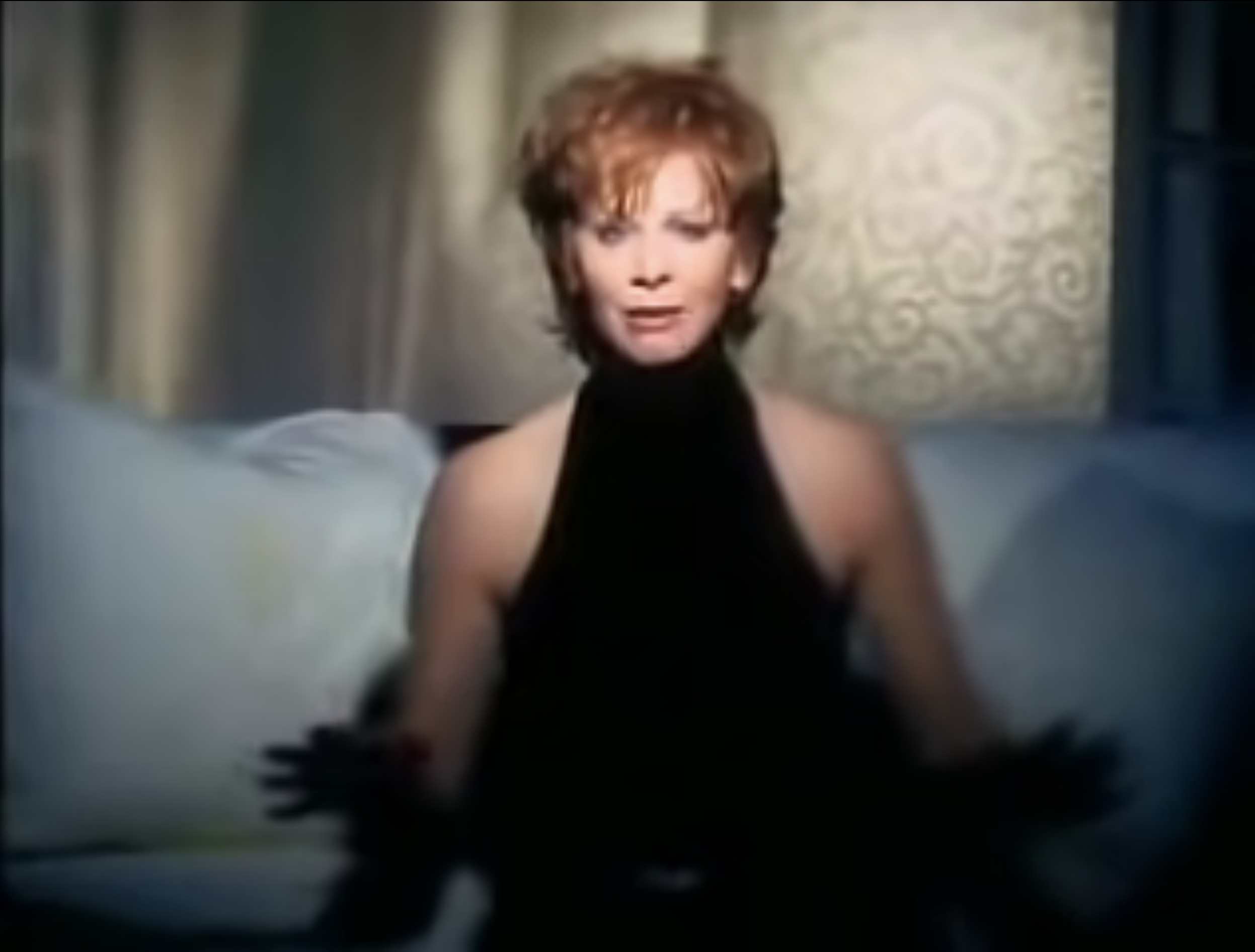 "I'll Be"
Directed by Deaton Flanigen