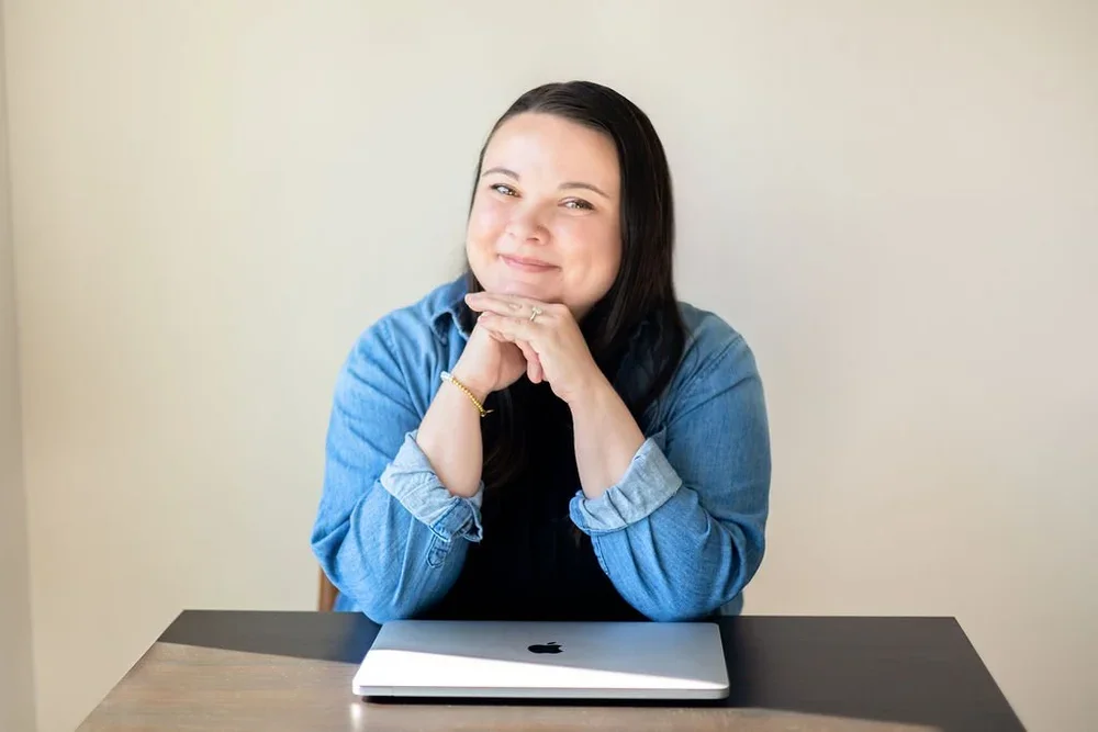 How This Pinterest Manager Went From Having 2 Blogs On Her Website In 2 Years to Blogging Weekly