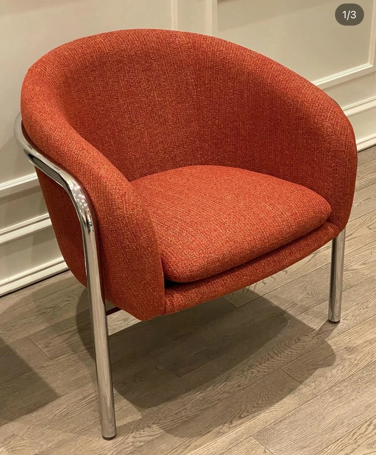 Tub chair, model 1148, later 1970s version with curved frame