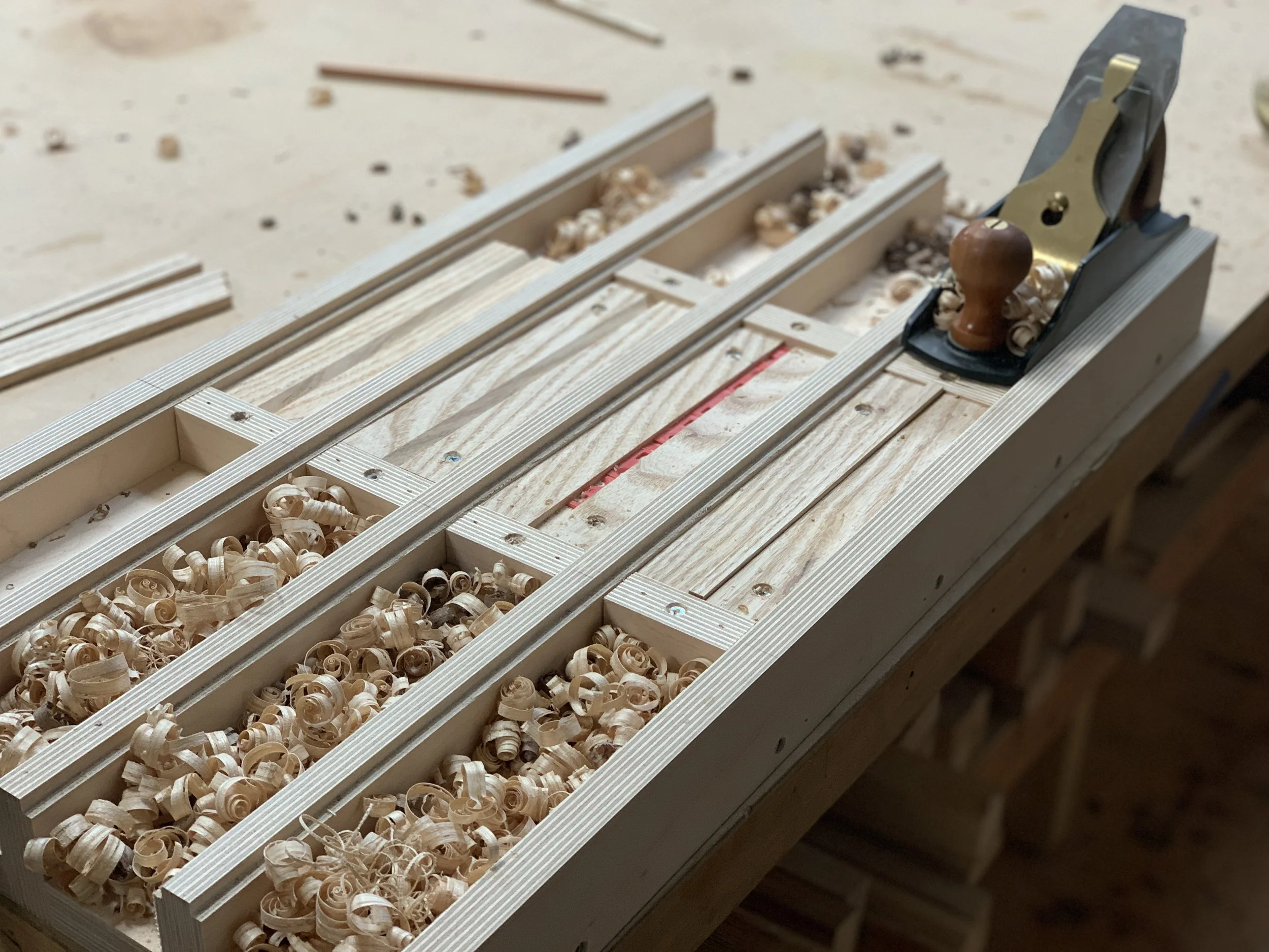 jig for tapering wood blanks into chopsticks