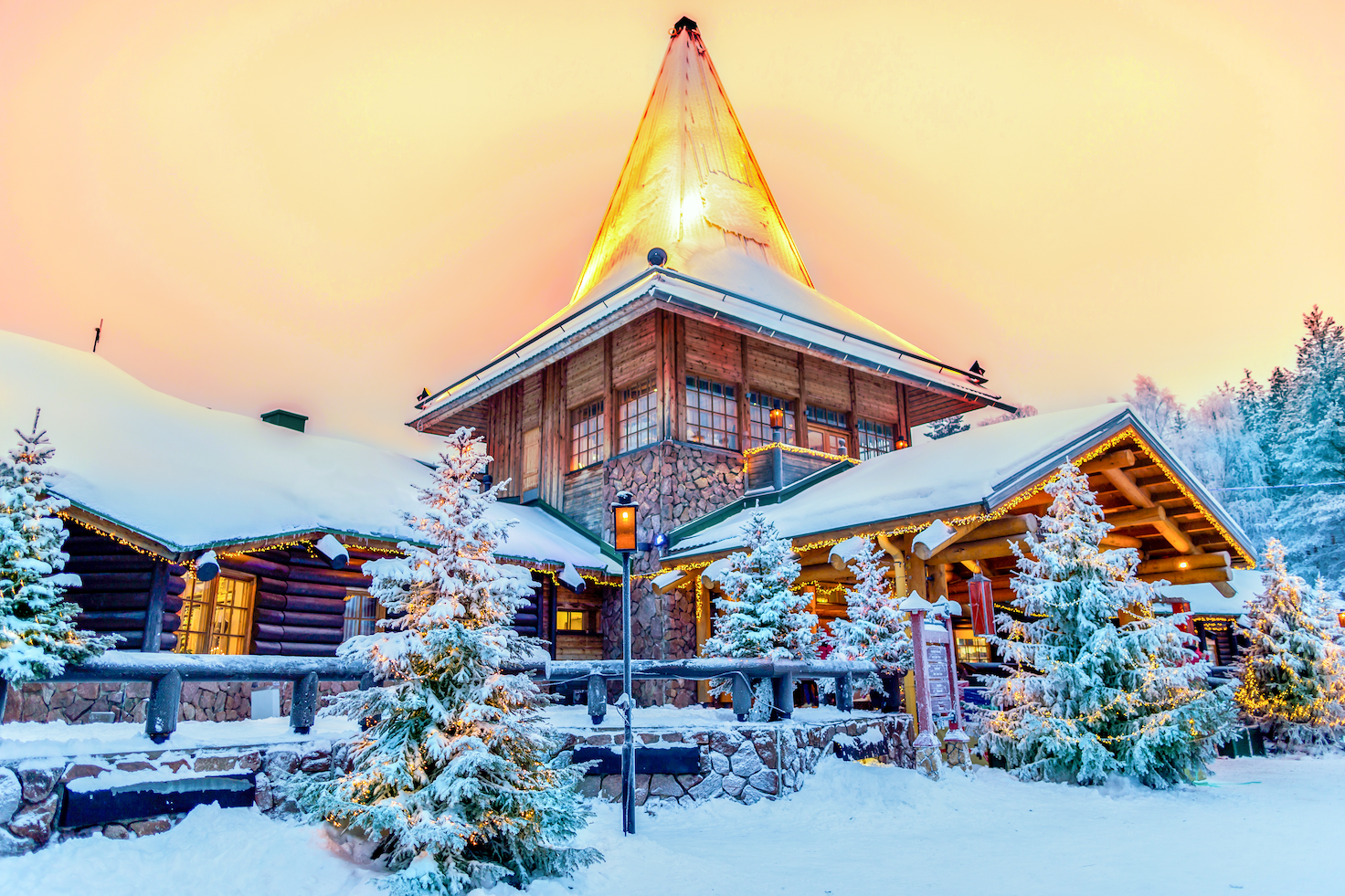 Santa Claus Village small.png
