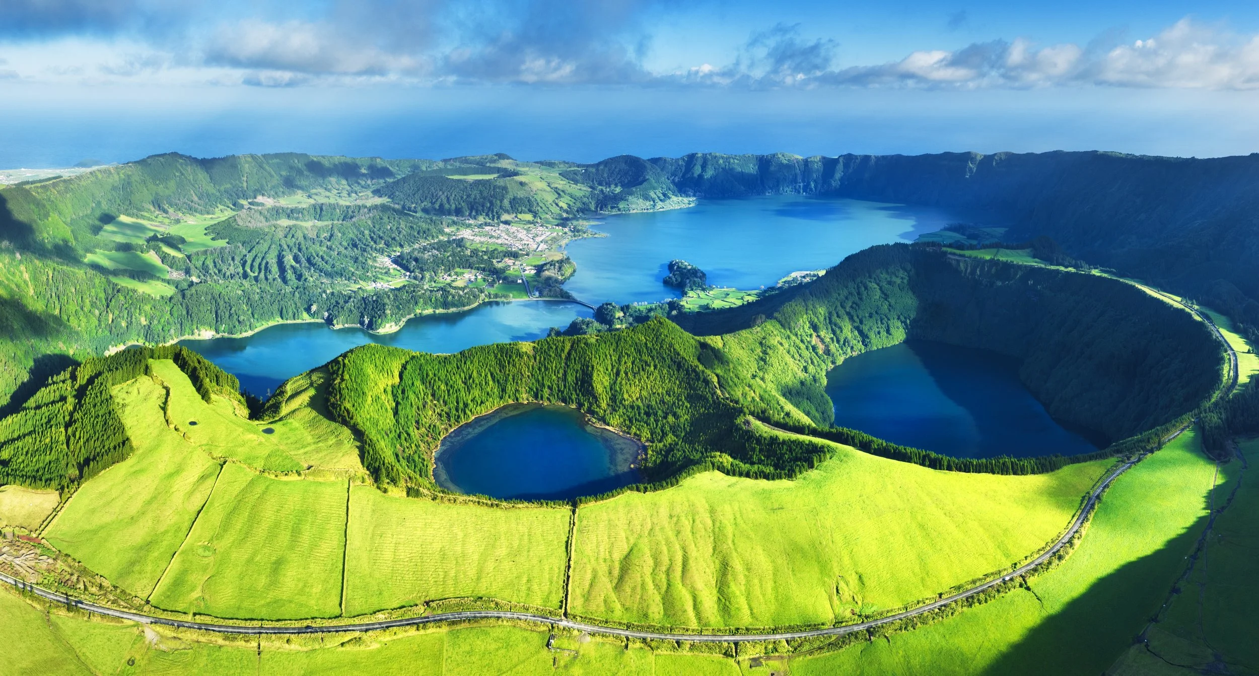 Sete Cidades twin lakes glimmering green and blue