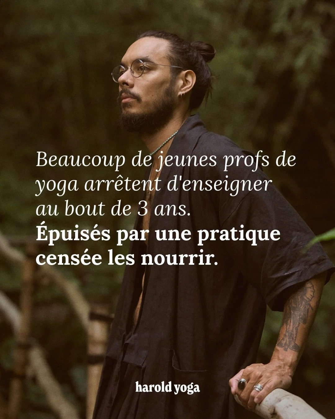 Deux semaines avant ma graduation, un studio m&rsquo;a propos&eacute; de donner mes premiers cours de yoga, une proposition que j&rsquo;ai failli refuser. Cinq ans plus tard, j&rsquo;enseigne toujours, avec des limites que je me suis donn&eacute;es d