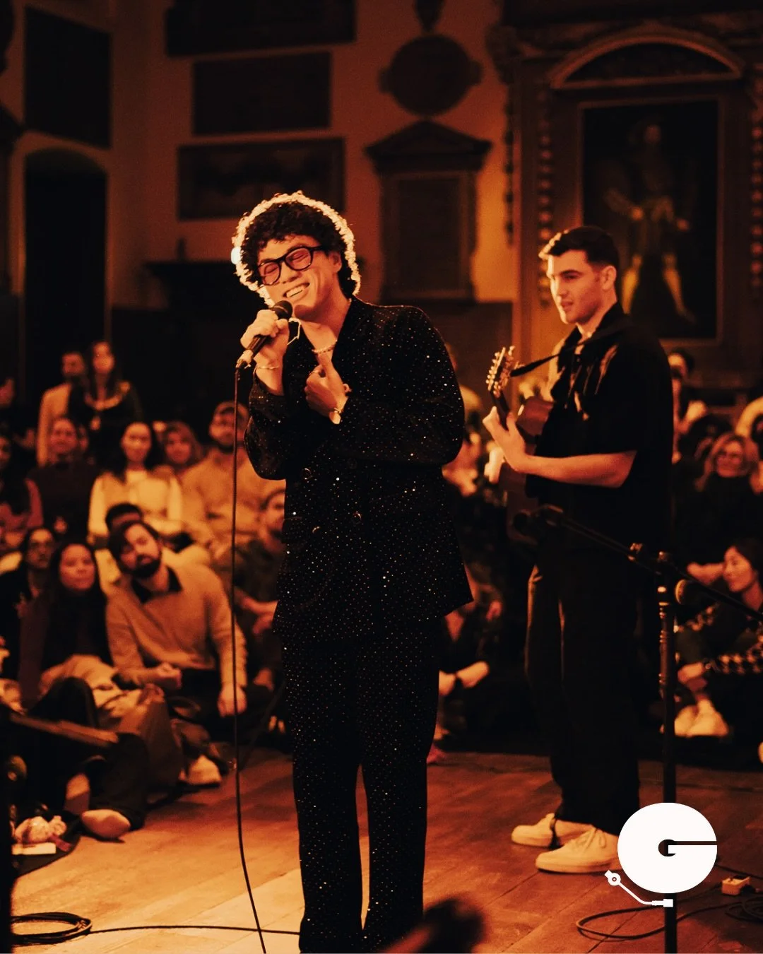 Justin Peng (@justinpengmusic) live at Barts North Wing (@bartsnorthwing) for @sofarlondon Valentine&rsquo;s programming ★

📸: @elektrakald 
.
.
.
#justinpeng #livemusic #londongig #sofarsounds #musicphotography