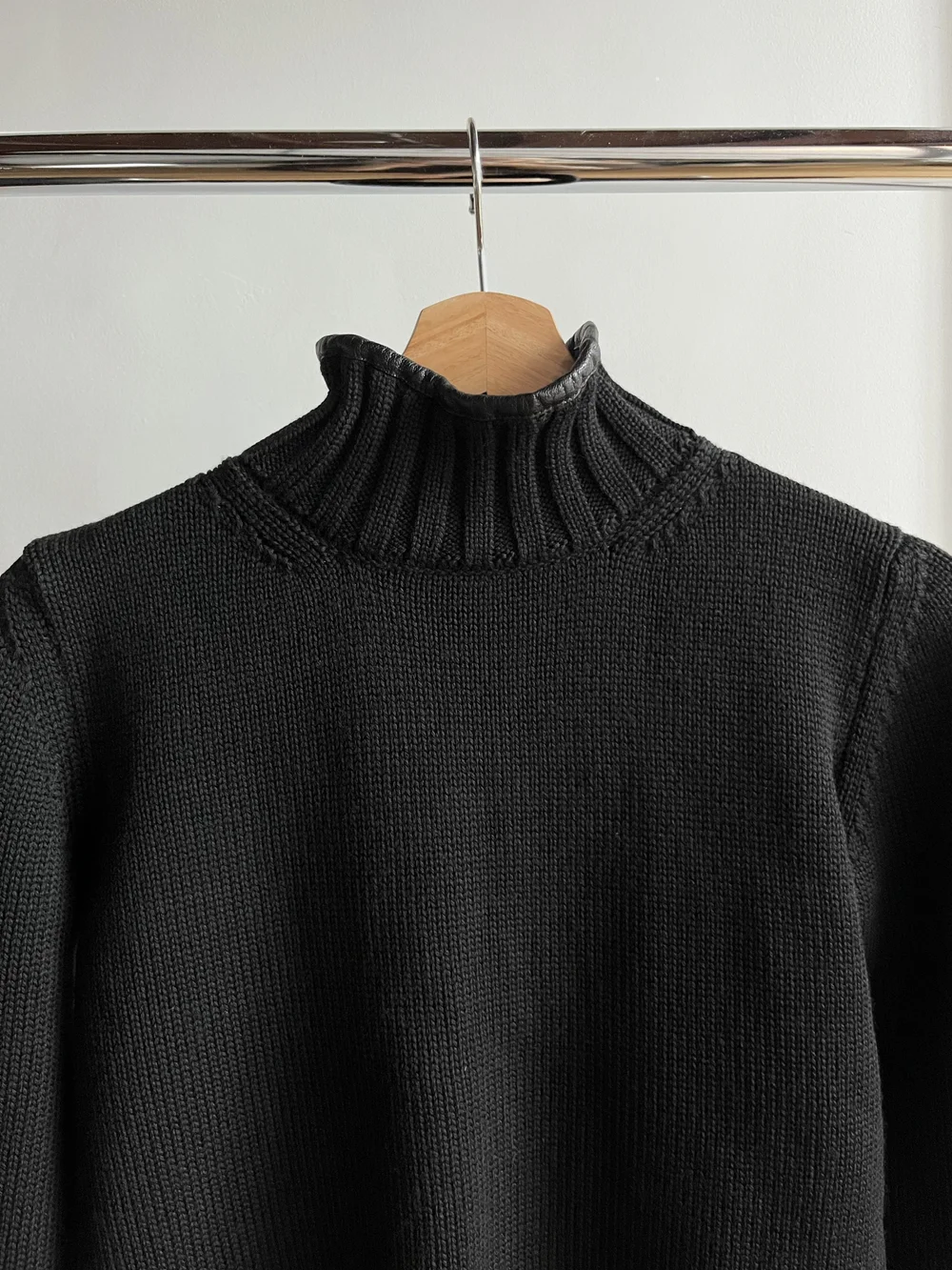 M*t様 miu miu ... archive turtleneck onep IMG_8543.JPG?format=1500w