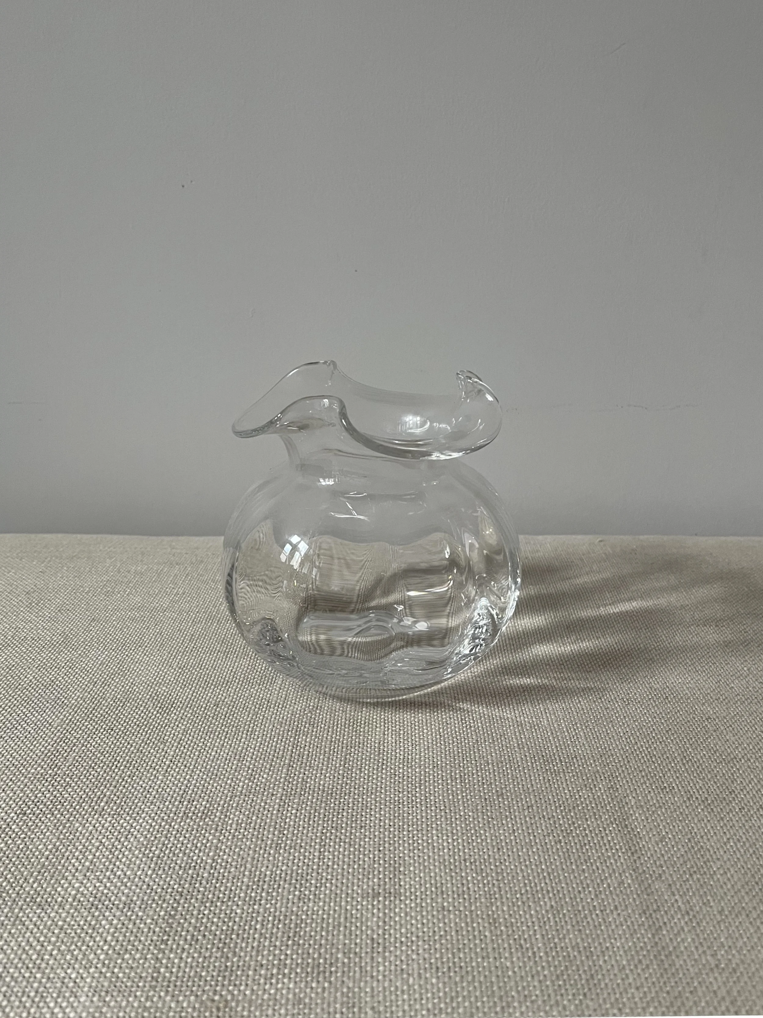 TIFFANY & CO. VINTAGE RUFFLE EDGE VASE