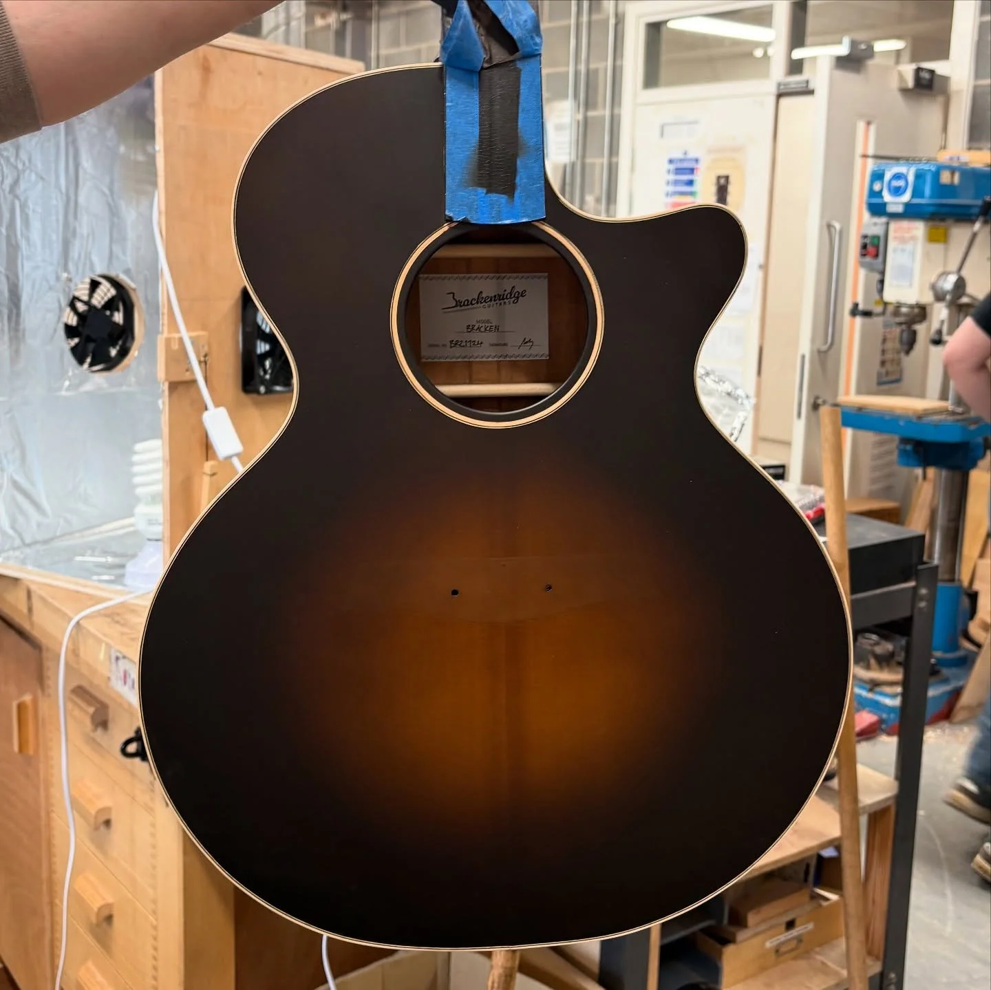 Brackenburst? Got the burst done on the bracken today.
-
-
-
-
#guitars #guitar #luthier #sunburst #workshop #handbuiltguitar