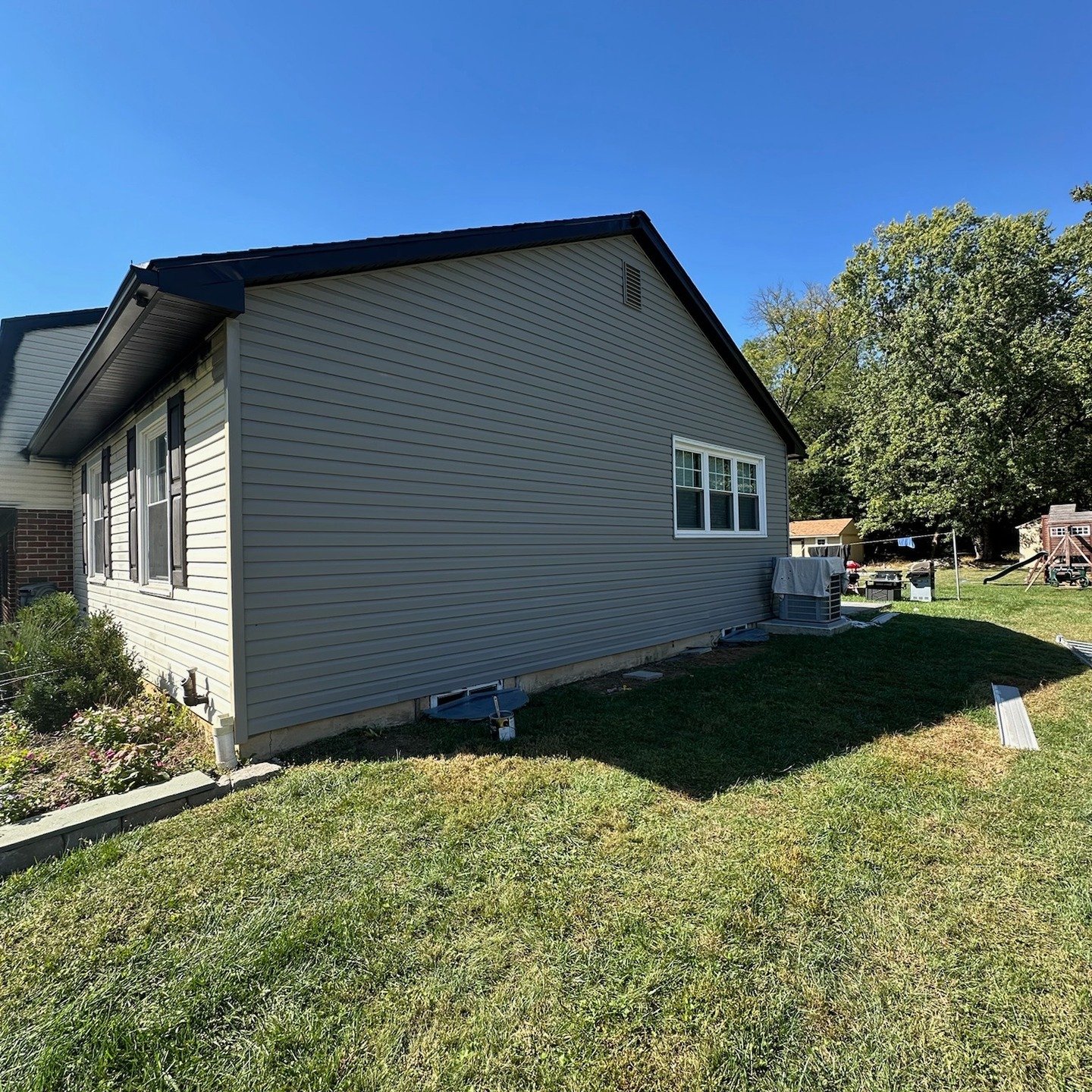 Dreaming of sunnier days and exterior work 🌞