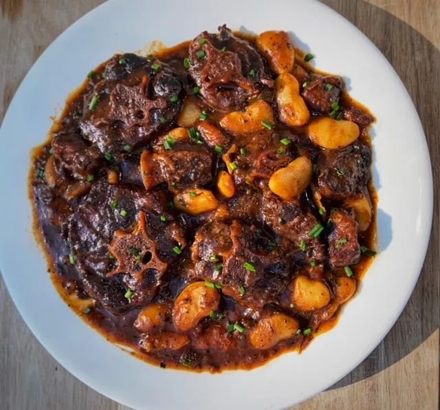 oxtail.jpg