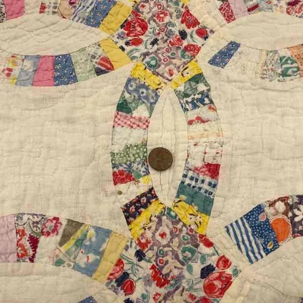 Tiny Pieces Antique Quilt Double Wedding Ring