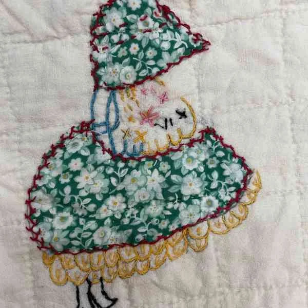 Embroidered Sunbonnet Sue Detail