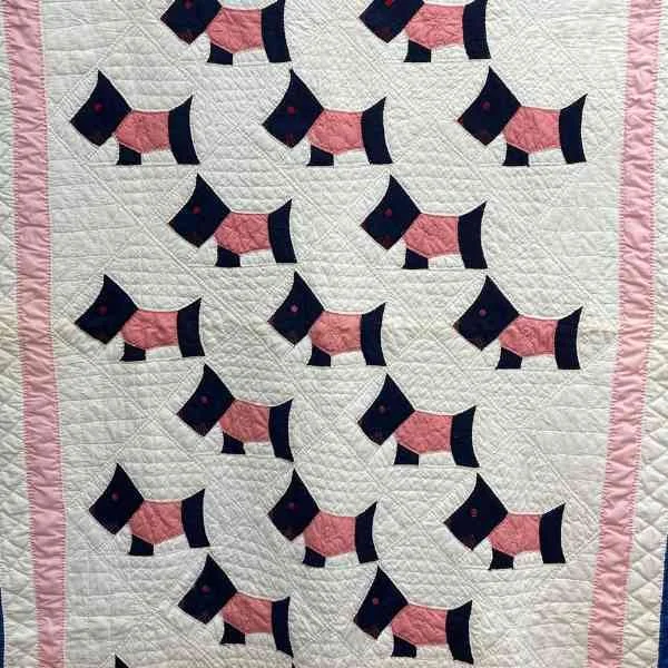 January Goal gallery cottie dog quilt Blog Photo.jpg