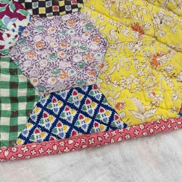 Hexagon Star Quilt Binding.jpg