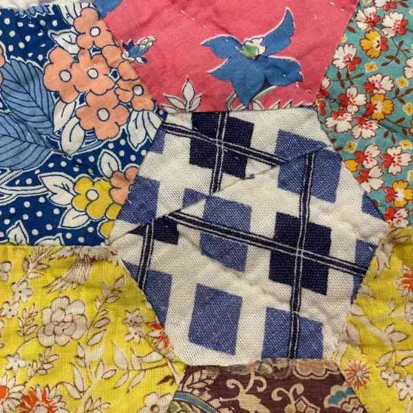 Hexagon Star Quilt Fabric pieced 2.jpg