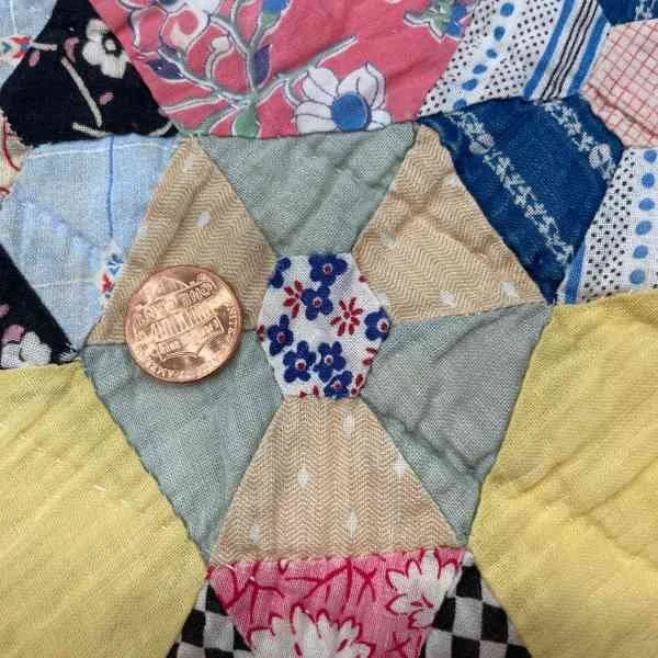 Hexagon Star Quilt Scale of the pieces penny.jpg
