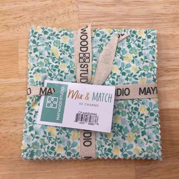 Charm Pack Maywood Studio called Mix & Match