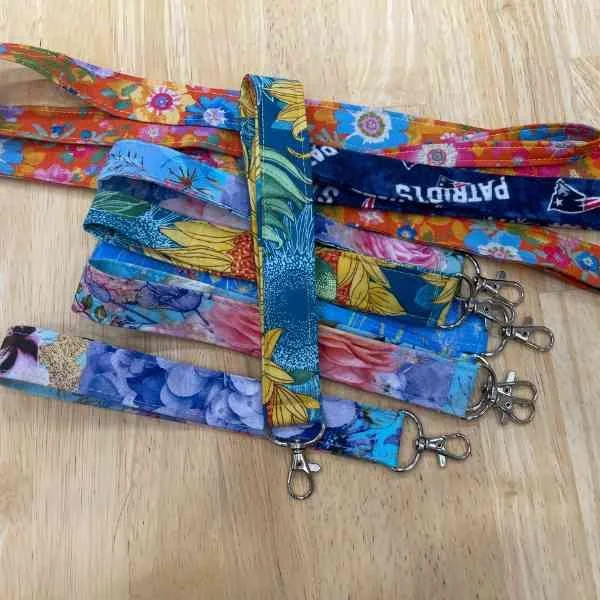 Thumbnail to Fabric Keychain Tutorial