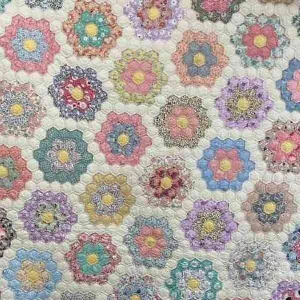 Full Image of Grandmother's Flower Garden Quilt
