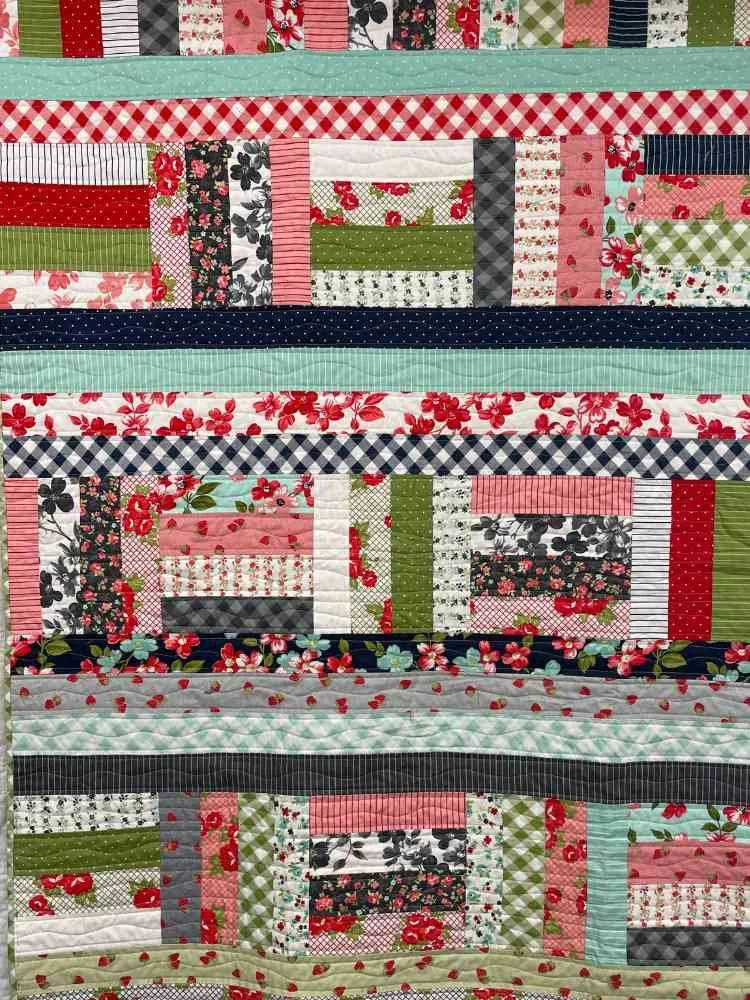 Roll With It Quilt Sample.jpg
