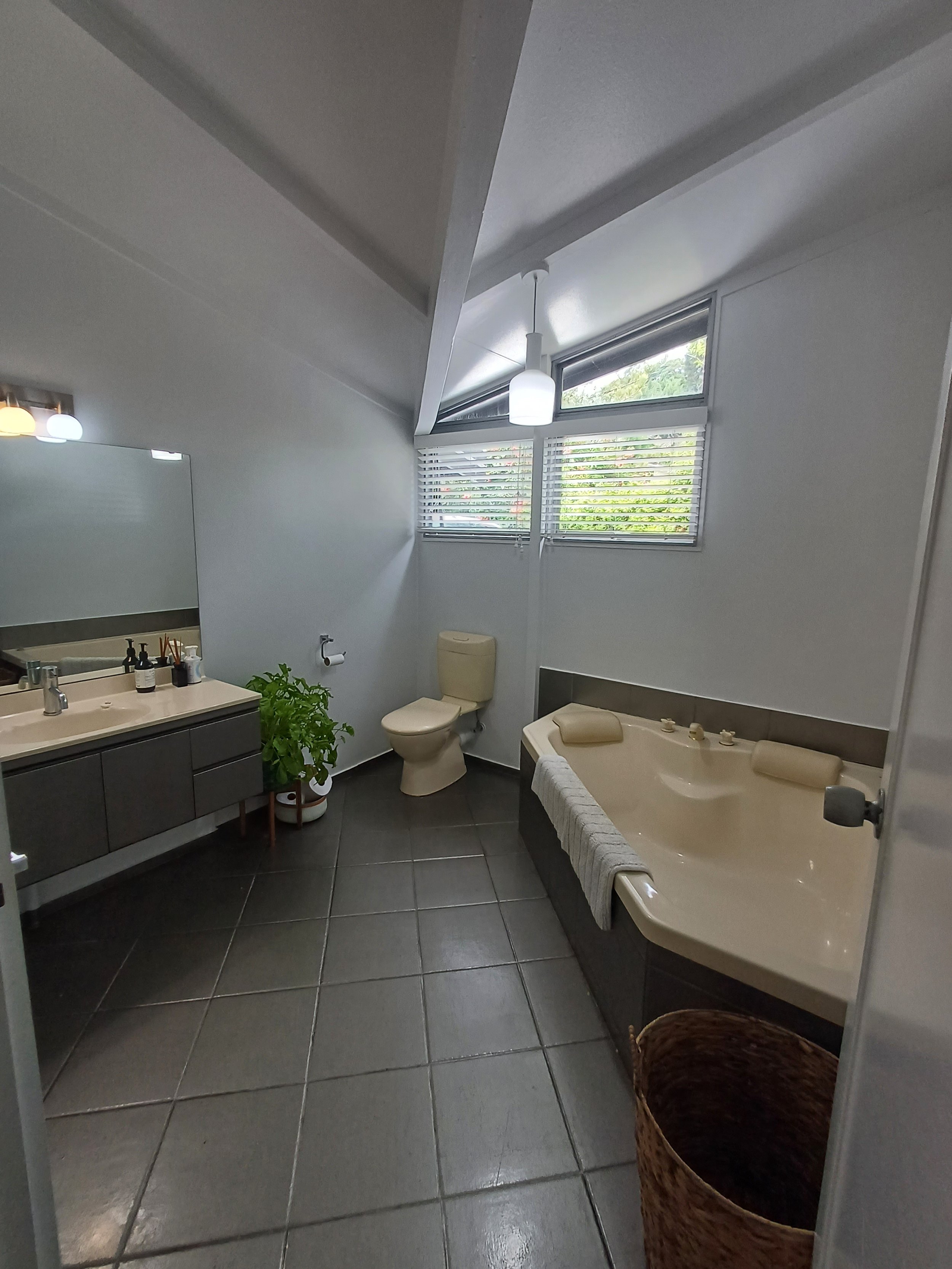 Comfortable Rental House for Rhythm & Vines R&V Gisborne New Zealand.