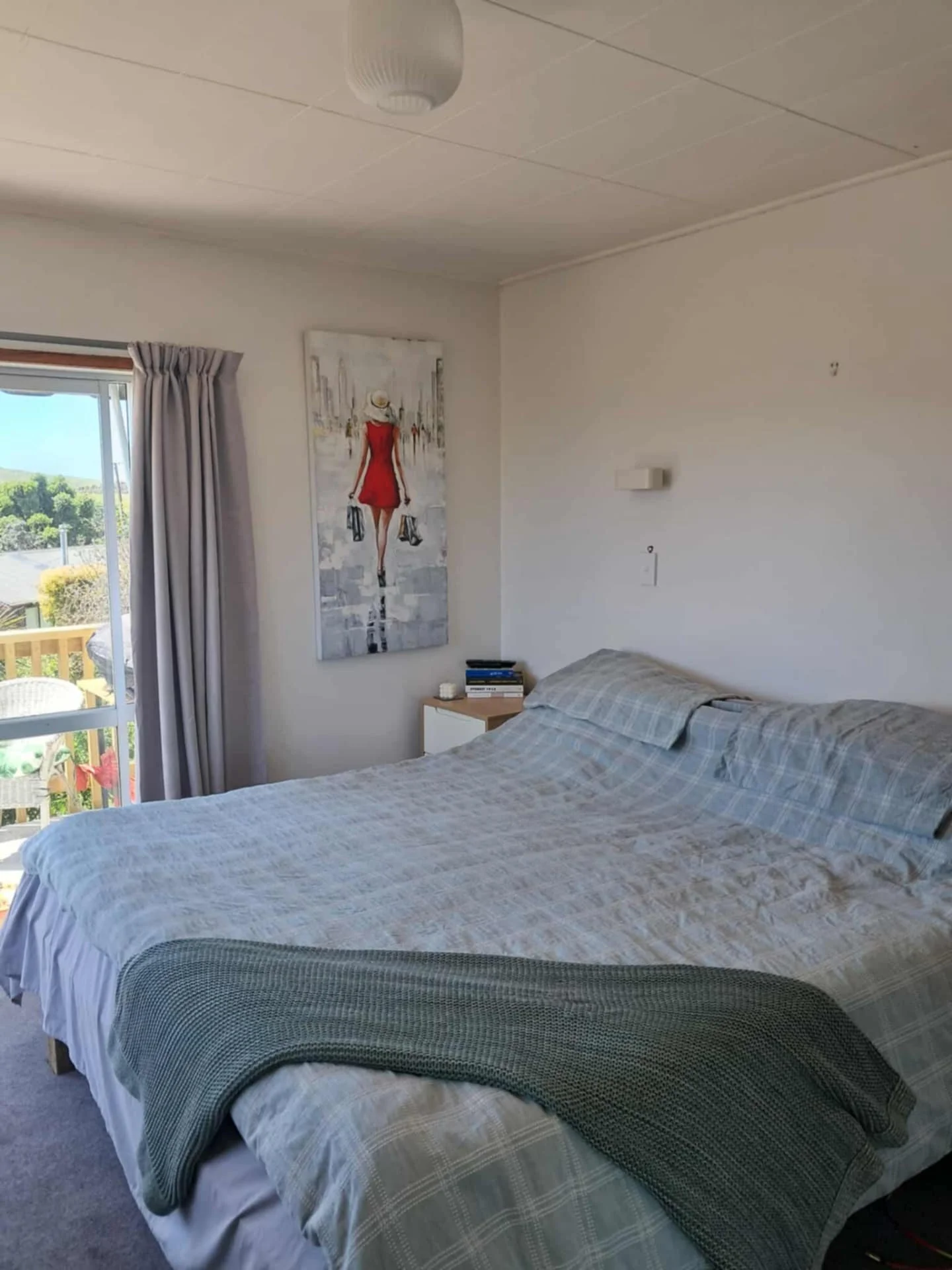 Comfortable rental house accommodation for Rhythm & Vines R&V Gisborne.