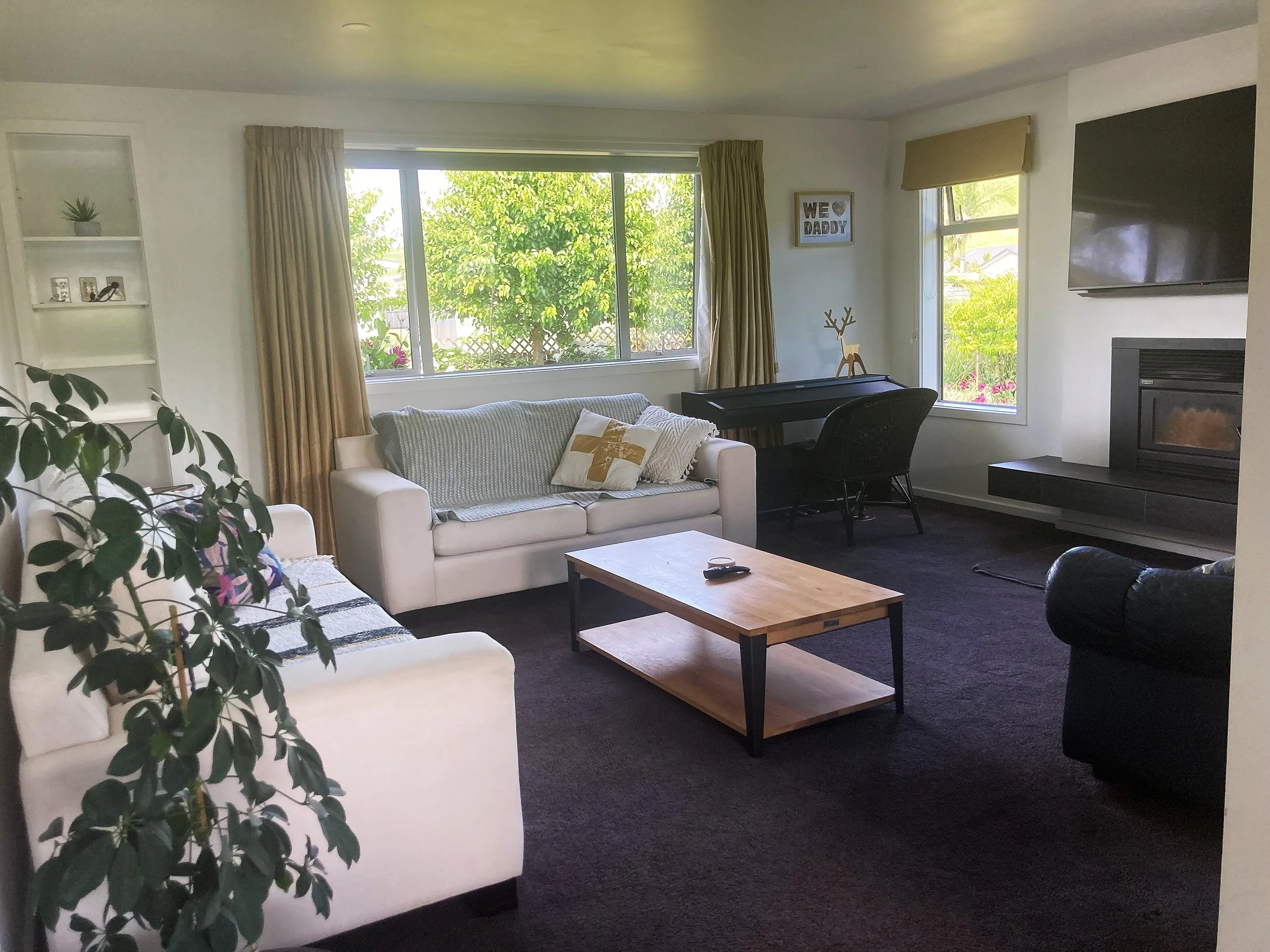 Comfortable rental house accommodation for Rhythm & Vines R&V Gisborne.