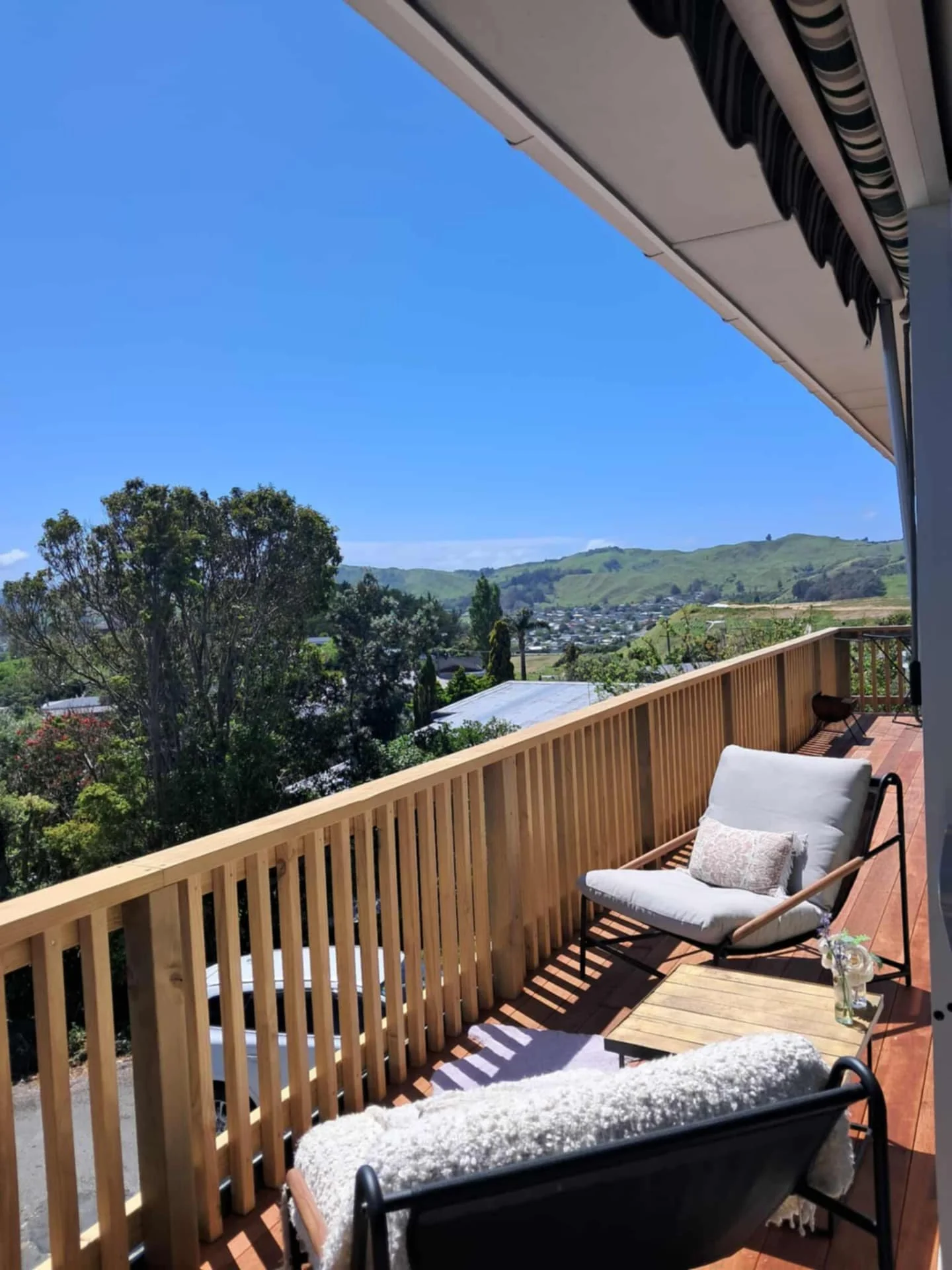 Comfortable rental house accommodation for Rhythm & Vines R&V Gisborne.