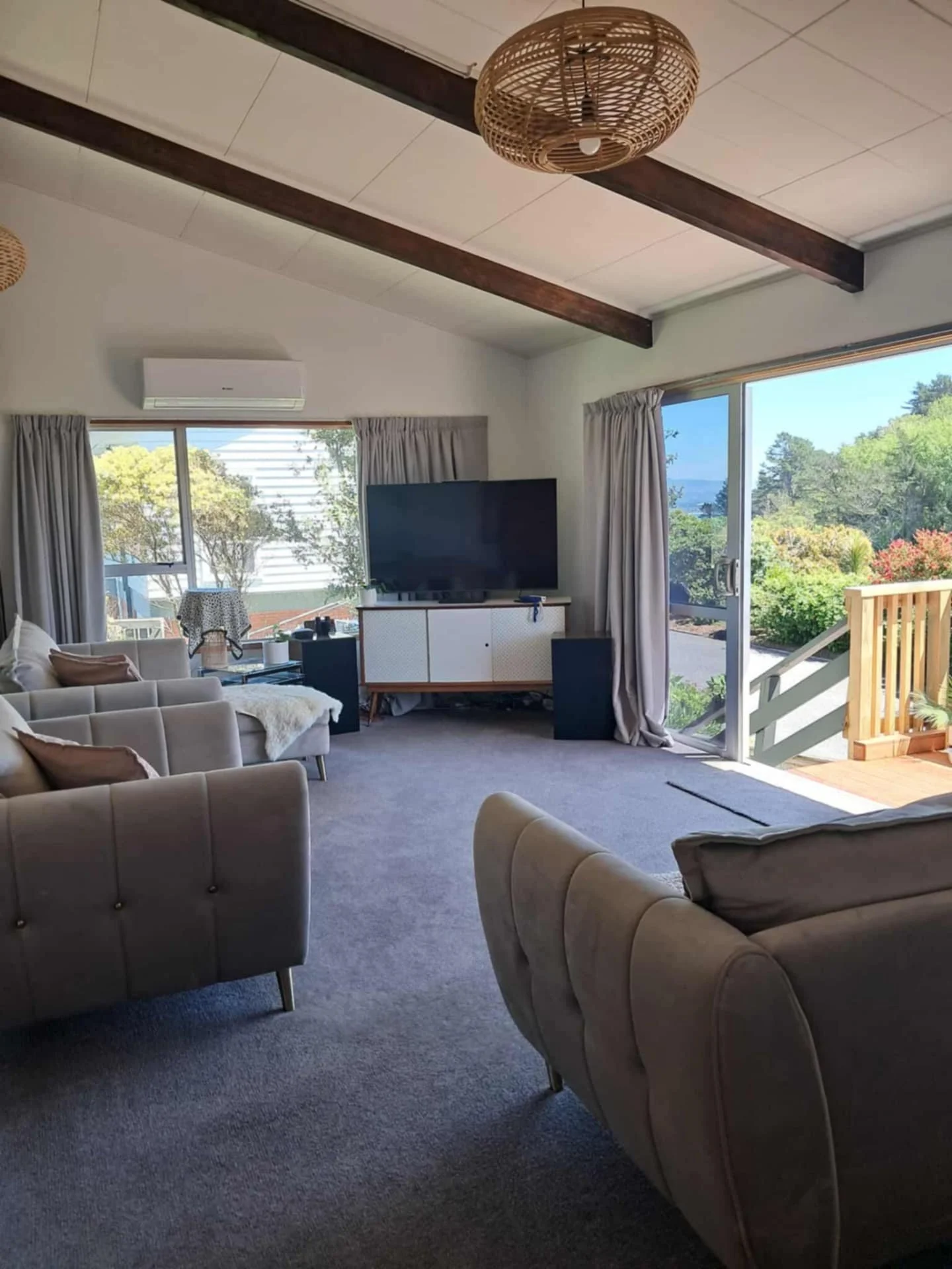 Comfortable rental house accommodation for Rhythm & Vines R&V Gisborne.