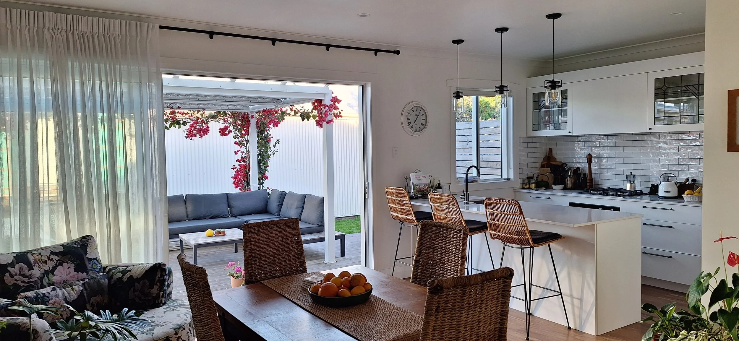 Kitchen Dining 1.jpg
