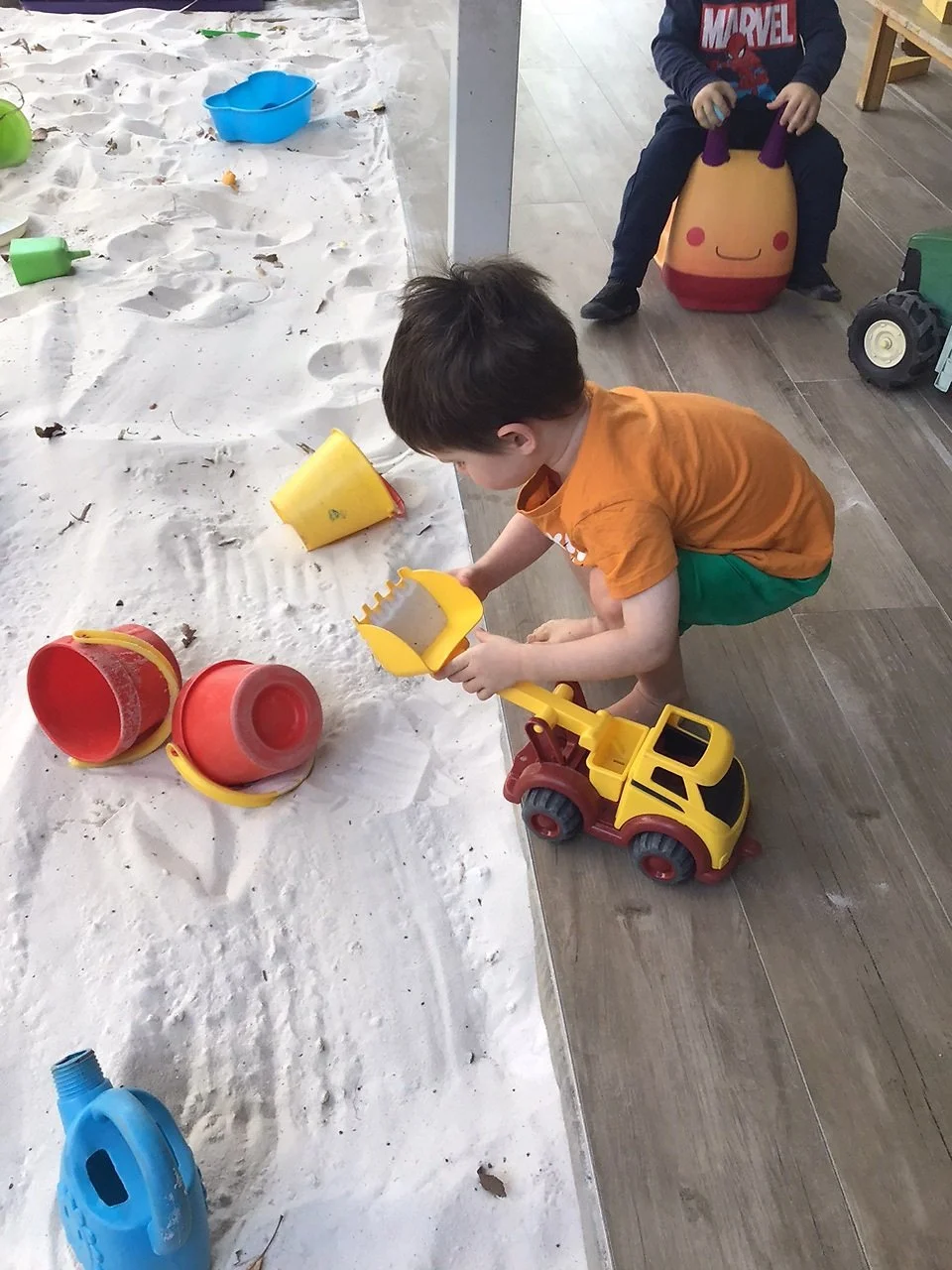 What is the difference between long day care, family day care and kindy in Queensland?