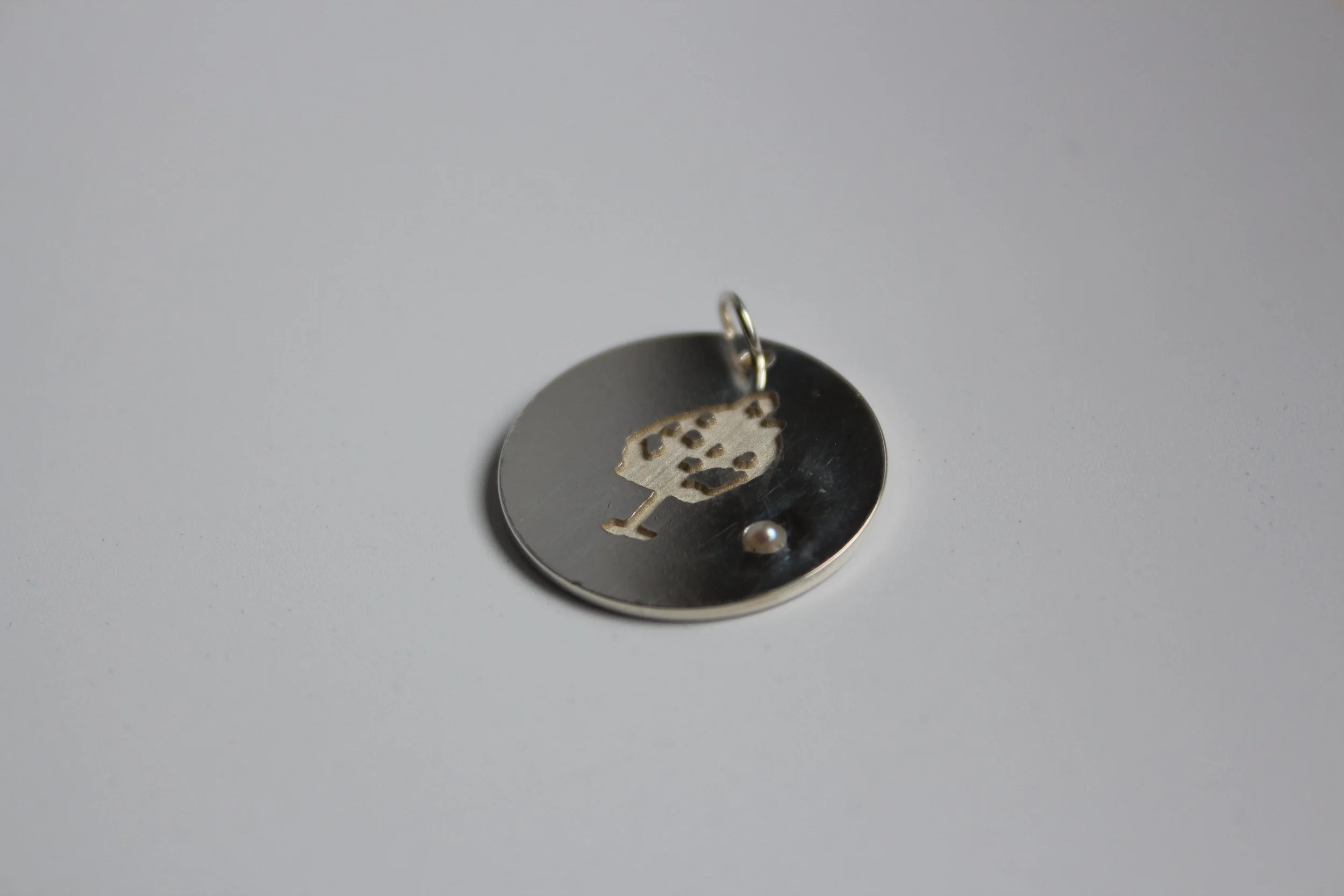 Silver Anne Boleyn Pendant with Pearl.JPG
