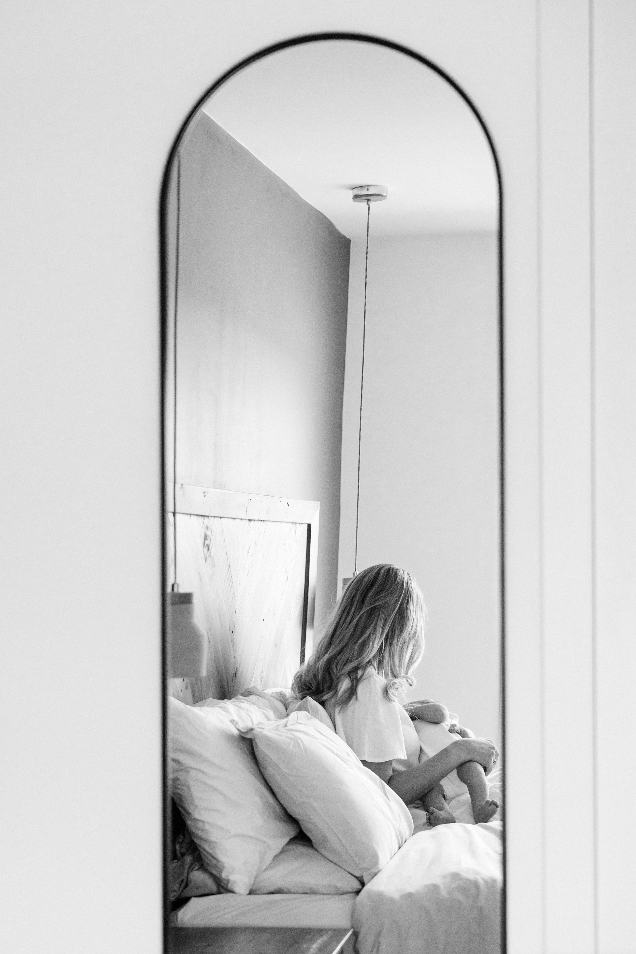 B&W-Lauren-1-5.jpg