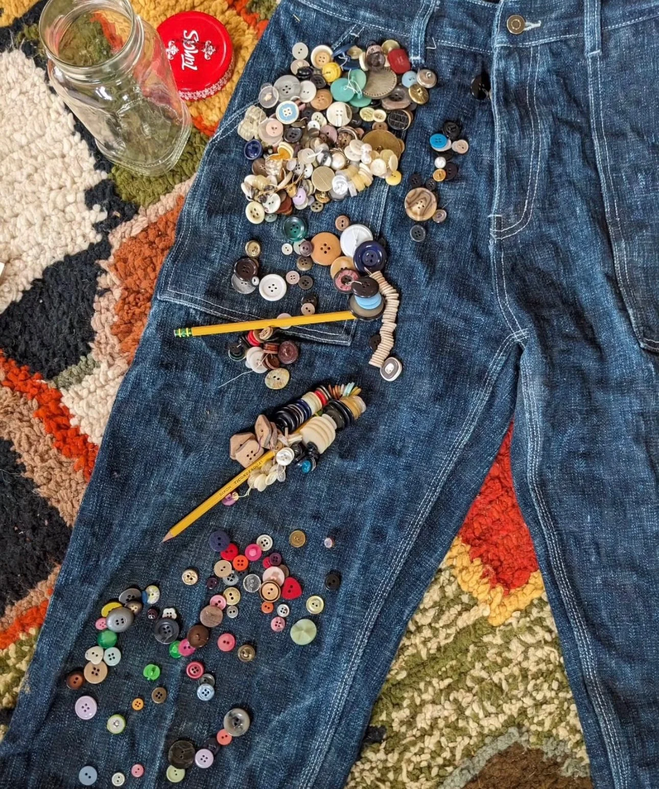 TEN incredible Gallery Floor dealers for the March 20 + 21 show in NYC curated by Enrique Crame III of @fineanddandyarchives 

An entire floor of timeless, fashion-forward menswear 〰️ Swipe through to follow each dealer and stay tuned for show previe