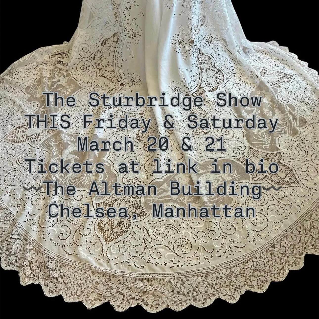 Ready to shop 35+ of the very best antique &amp; vintage dealers in the business? 👉🗽

Tickets are online now and the show starts Friday! Don&rsquo;t snooze on this NYC date and an opportunity to see these rare and exciting collections. It&rsquo;s t