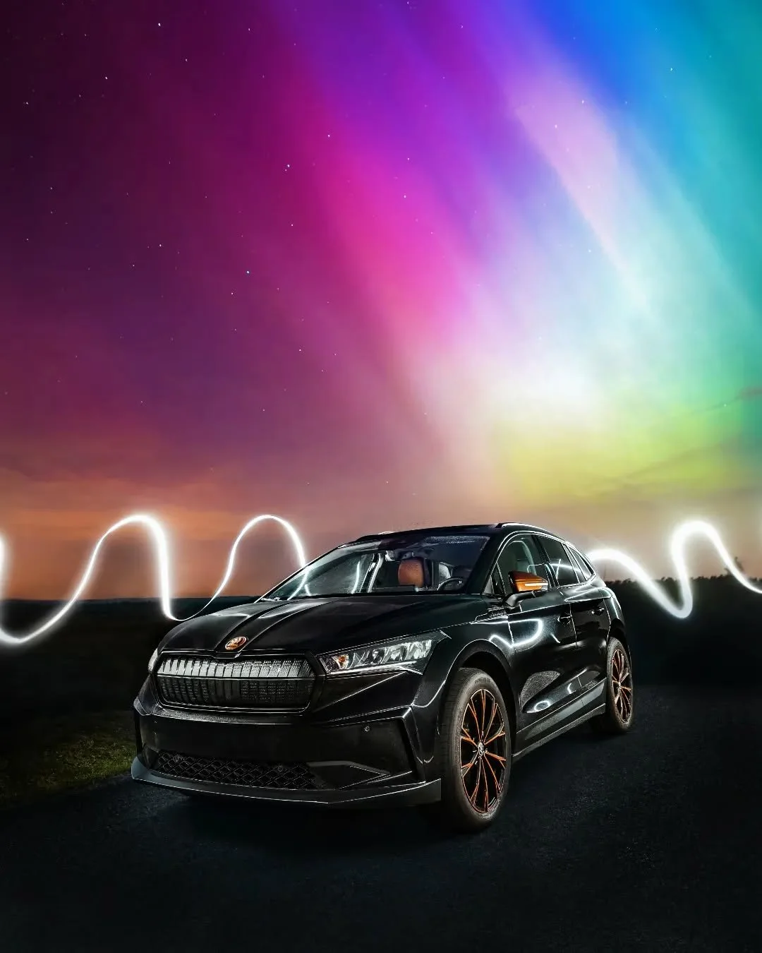During the great northern lights show we had in the Netherlands, I photographed this Skoda. Literally seeing this car in another light! 💡 Wished I brought my own car 😂
.
Thanks to my assistent @davereijmerink 🔥
.
#automotivephotography #carphotogr