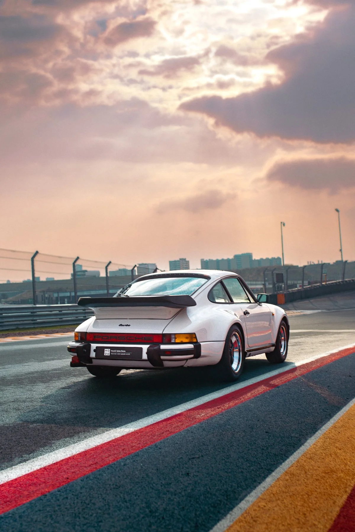 Porsche_911_turbo_by_dowiegraphy_1.jpg.jpg