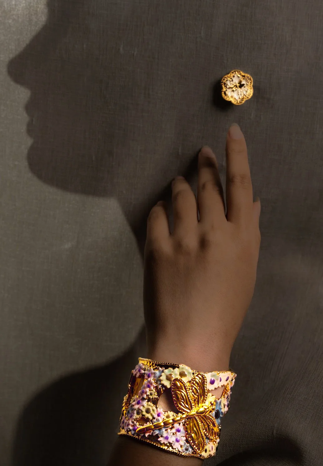 12-04-25_Angela Mia_Livestyle-13.jpeg