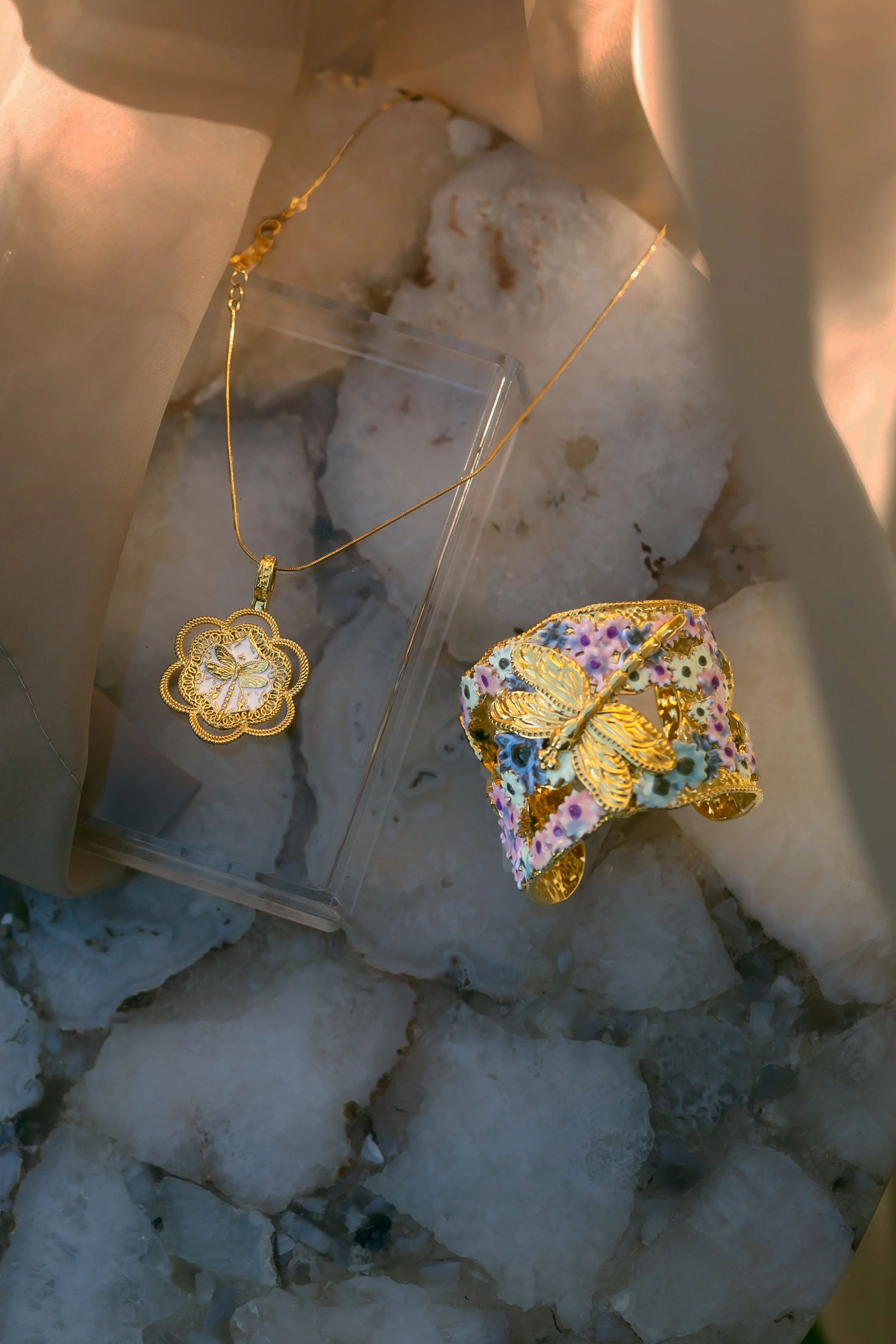 4 - FA cuff and pendant 1b.jpg