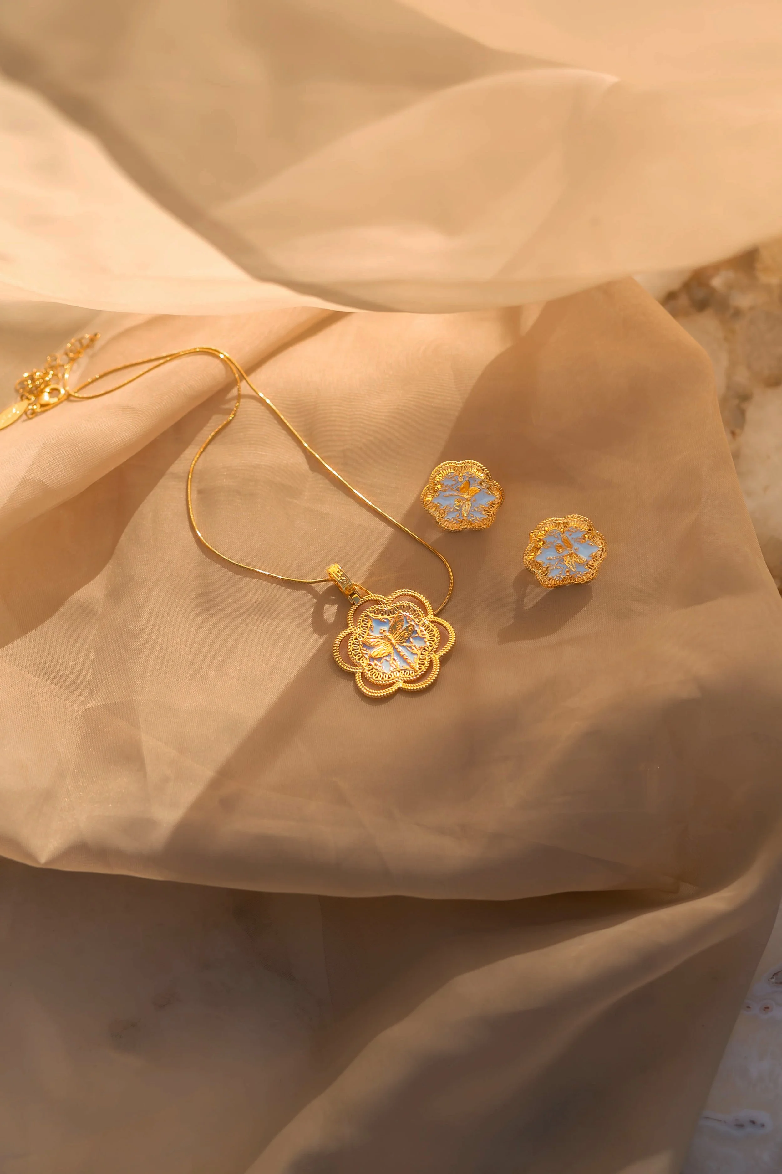 20 - FA gold blue 1.jpg