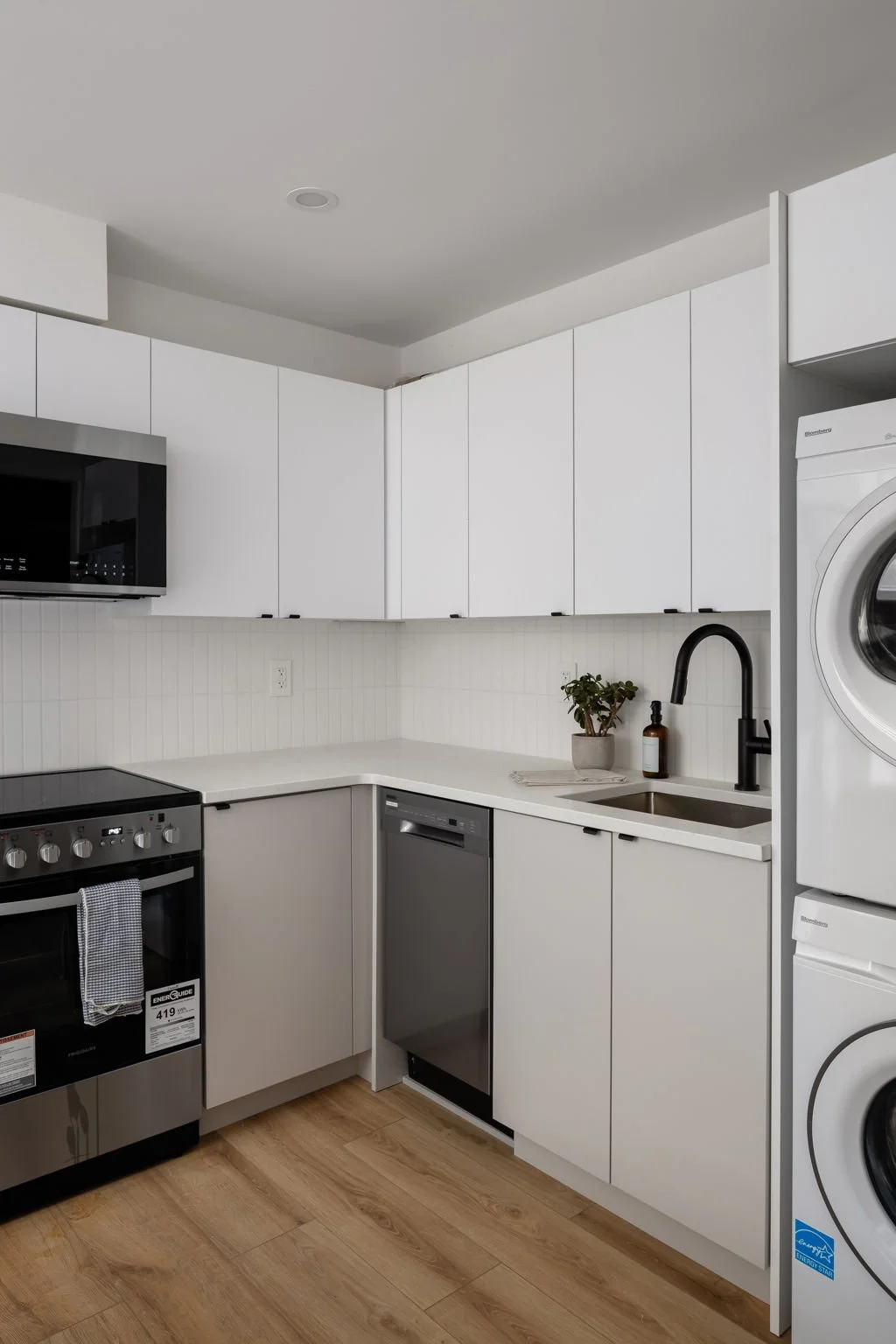 53-web-or-mls-2-620E28th_010.jpg