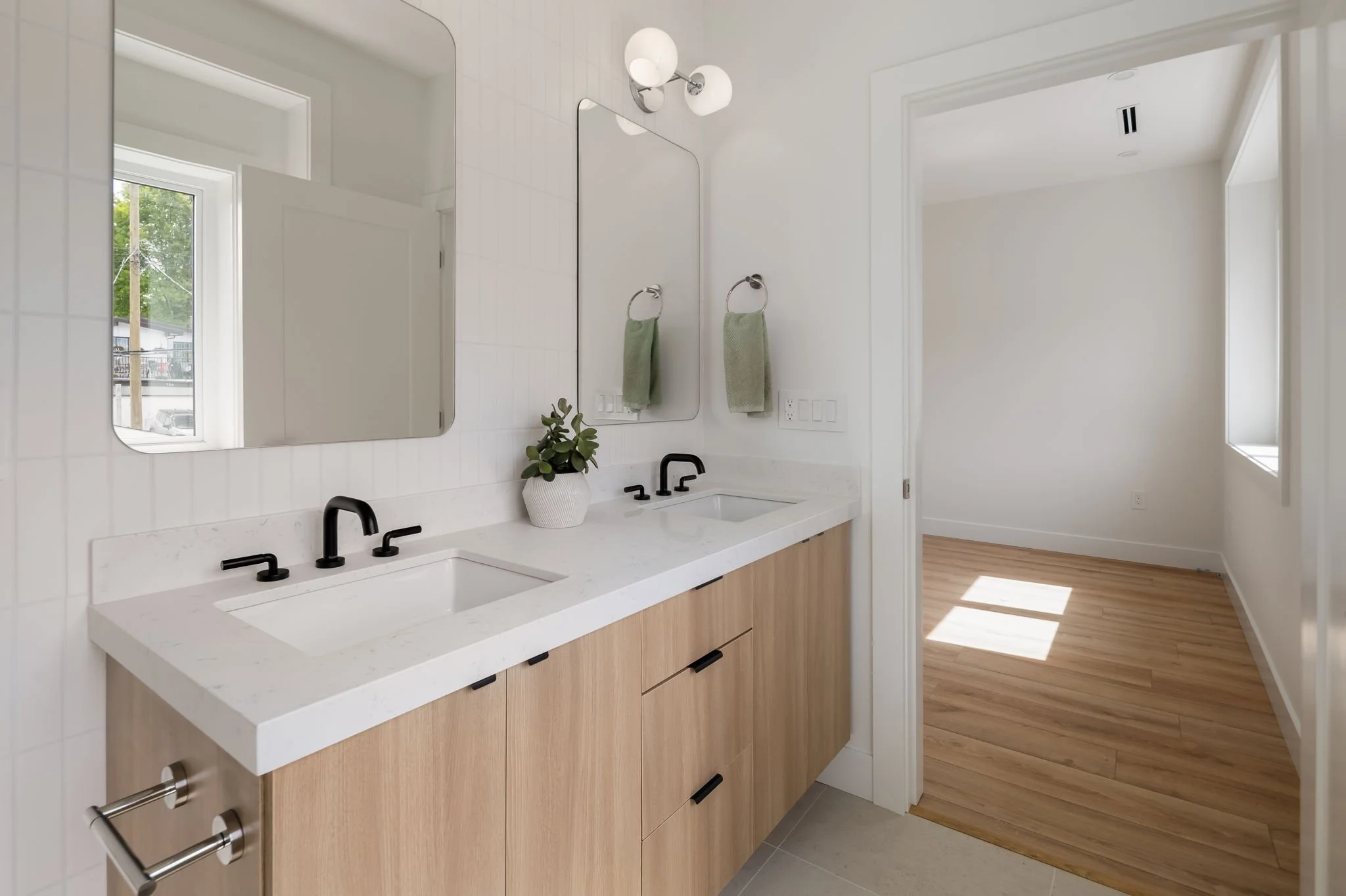 38-web-or-mls-1-620E28th_038.jpg