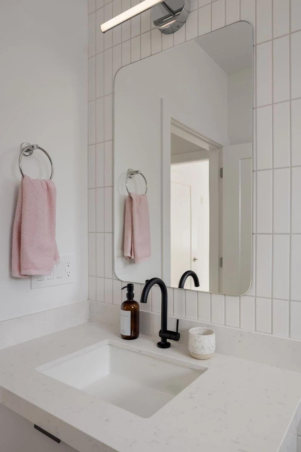40-web-or-mls-1-620E28th_040.jpg