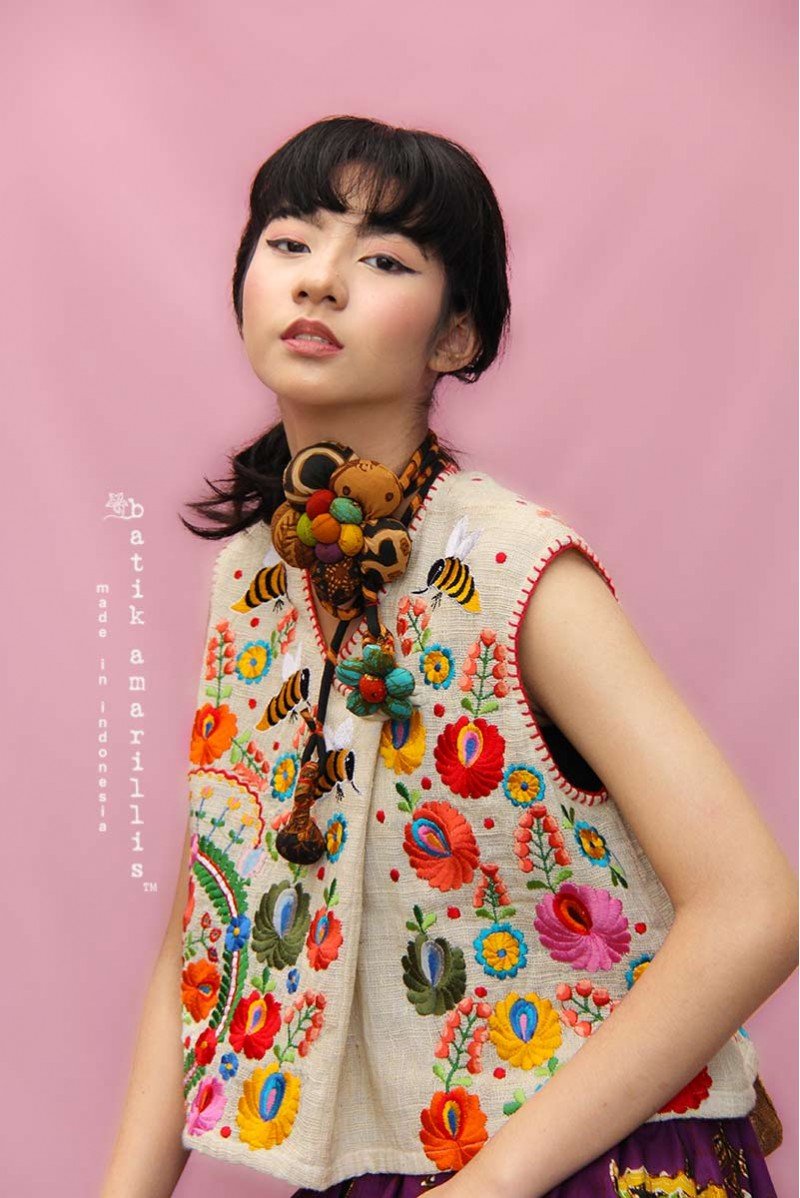 batik-amarillis-s-flora.jpg