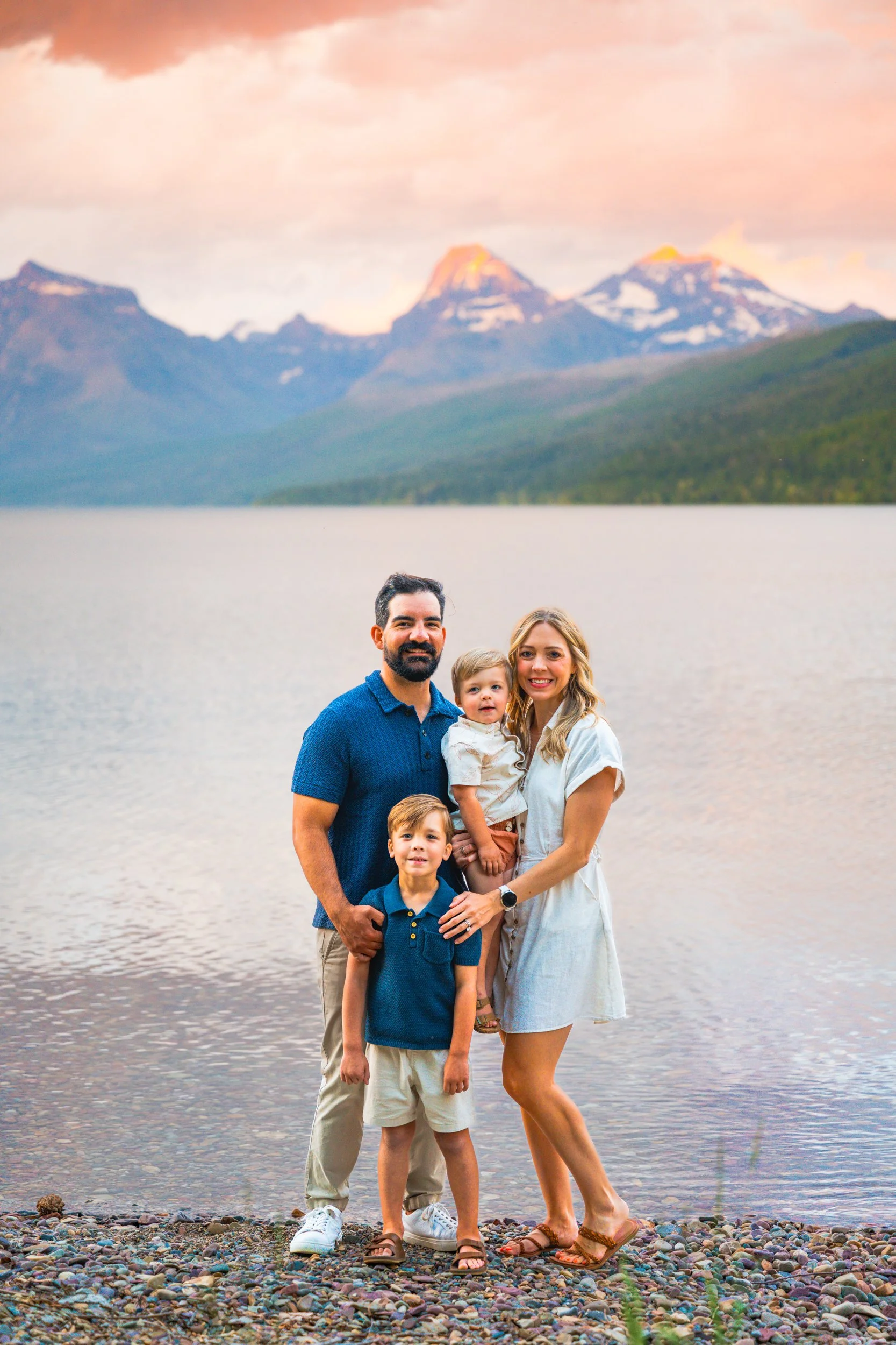 GlacierNationalParkFamilyPhotographer -49.jpg